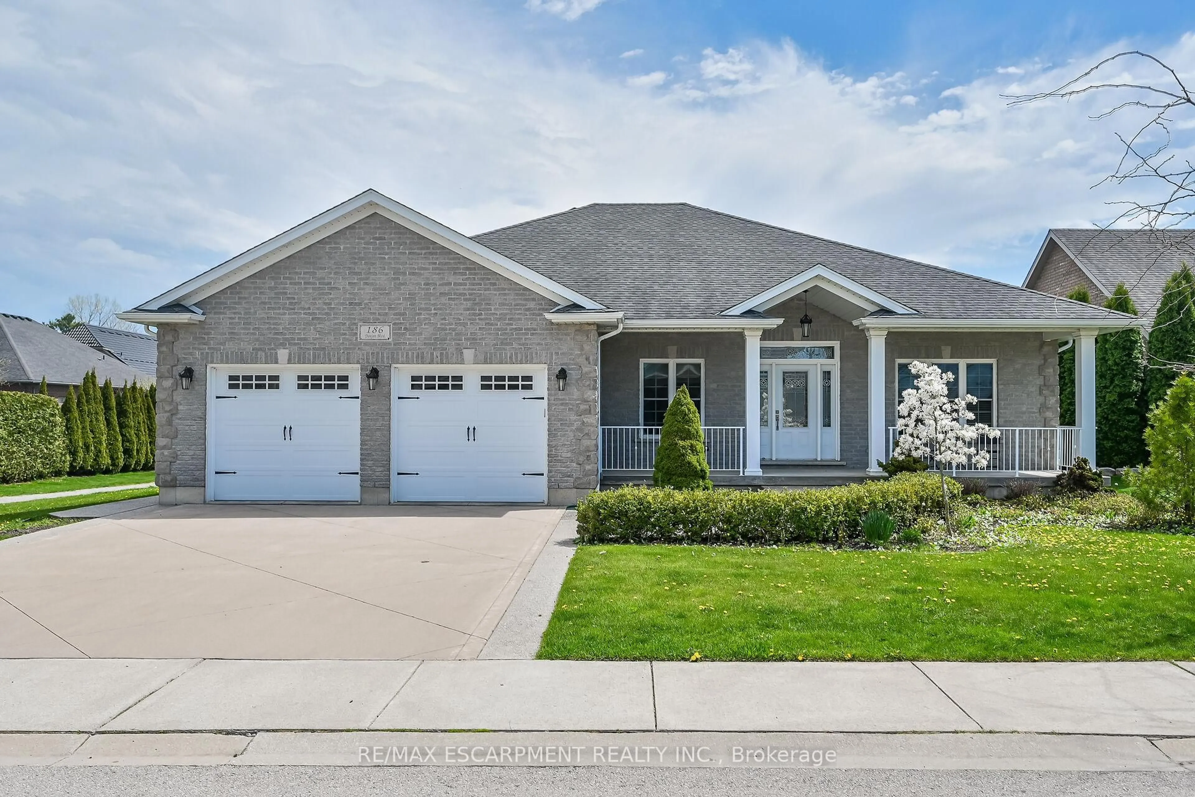Home with brick exterior material, street for 186 DONJON Blvd, Norfolk Ontario N0A 1N7