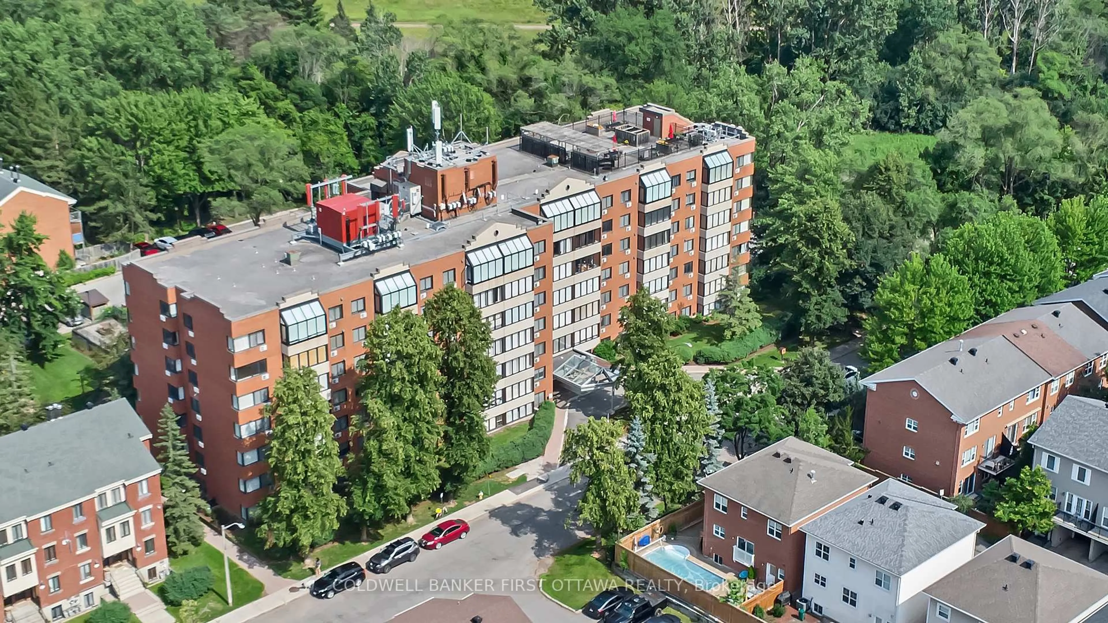 A pic from outside/outdoor area/front of a property/back of a property/a pic from drone, city buildings view from balcony for 225 Alvin Rd #111, Ottawa Ontario K1K 4H6