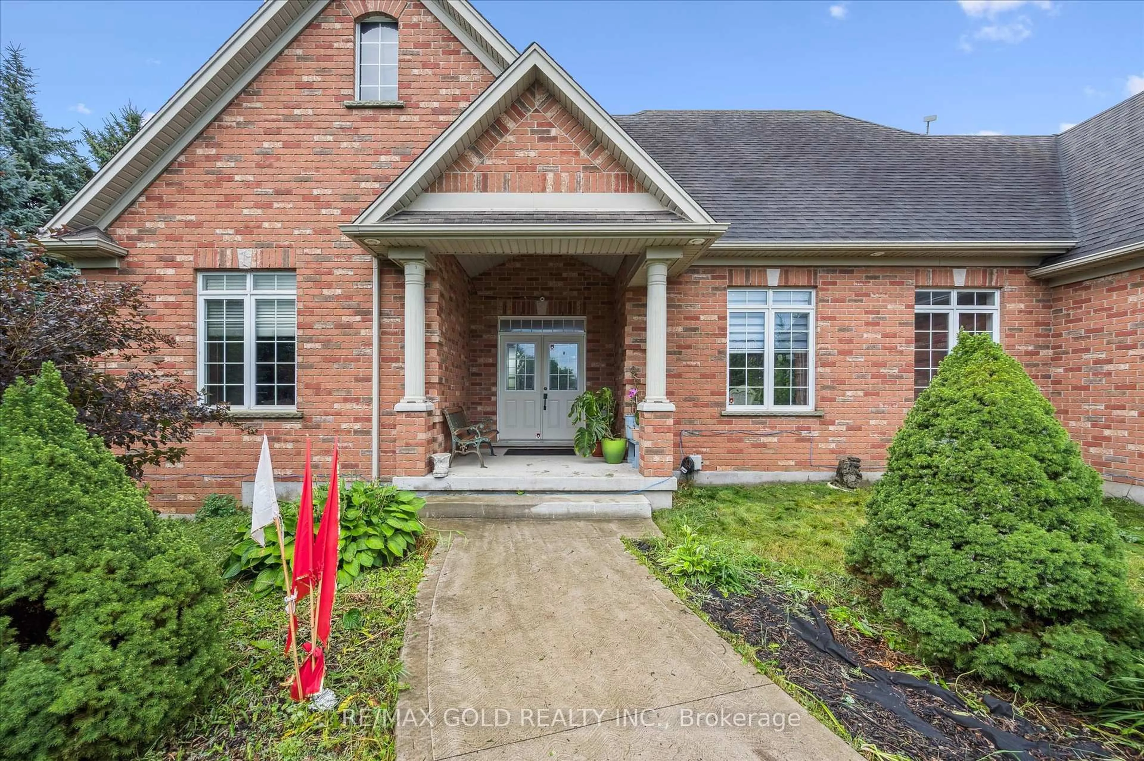 Home with brick exterior material, street for 6615 Ellis Rd, Puslinch Ontario N3C 2V4