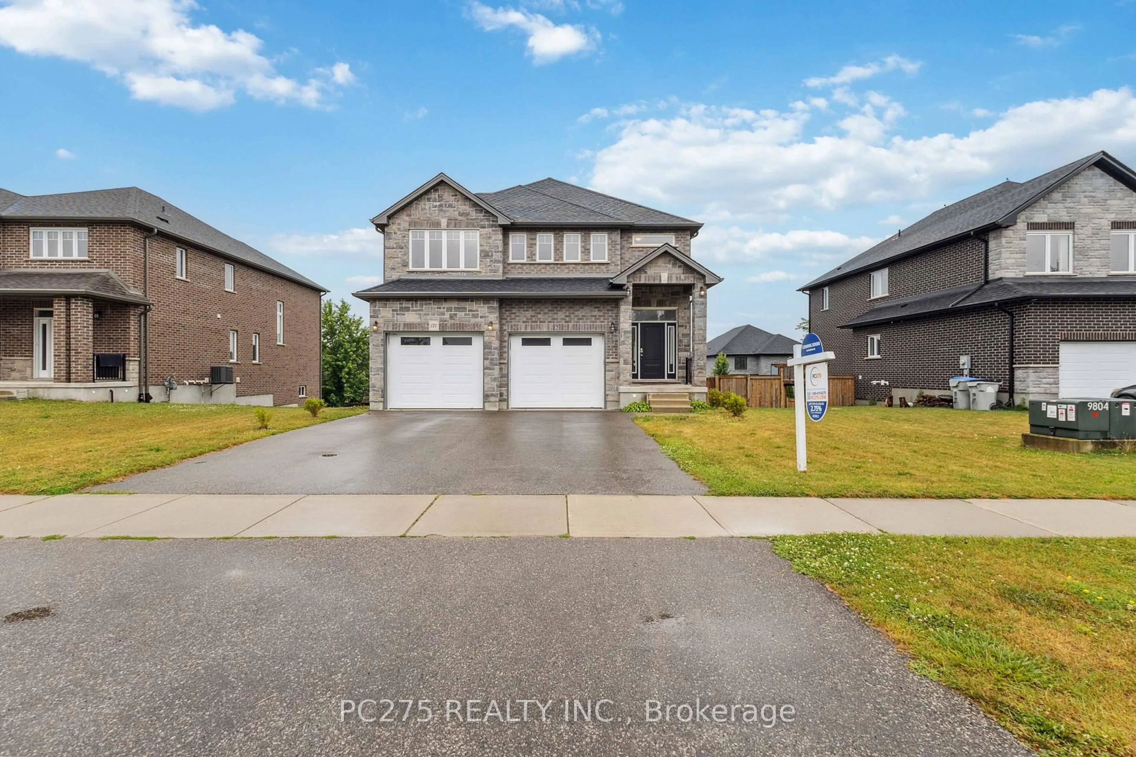 A pic from outside/outdoor area/front of a property/back of a property/a pic from drone, street for 170 Queen St, Middlesex Centre Ontario N0L 1R0
