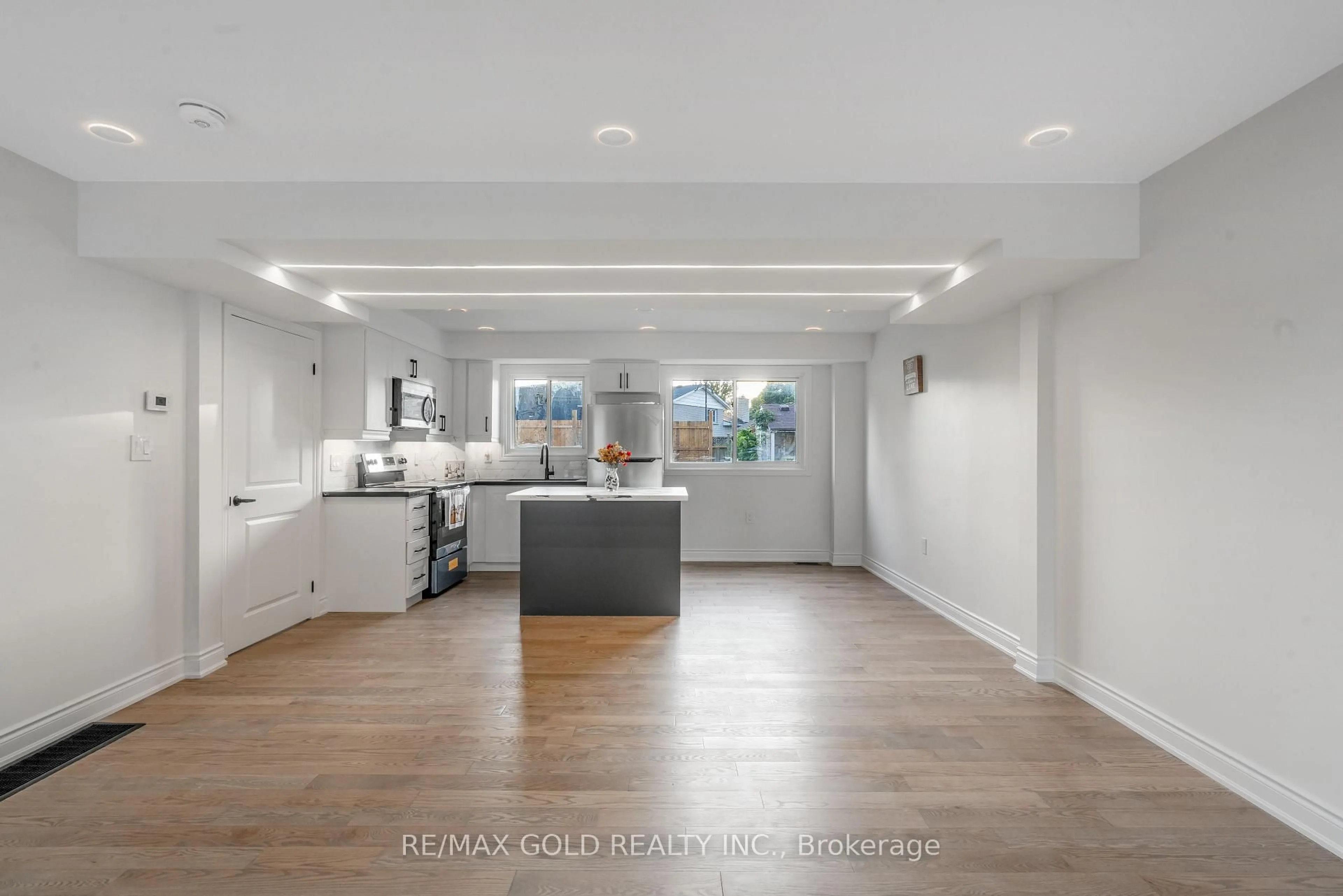 Open concept kitchen, unknown for 316 Admiral Dr, London East Ontario N5V 1J1