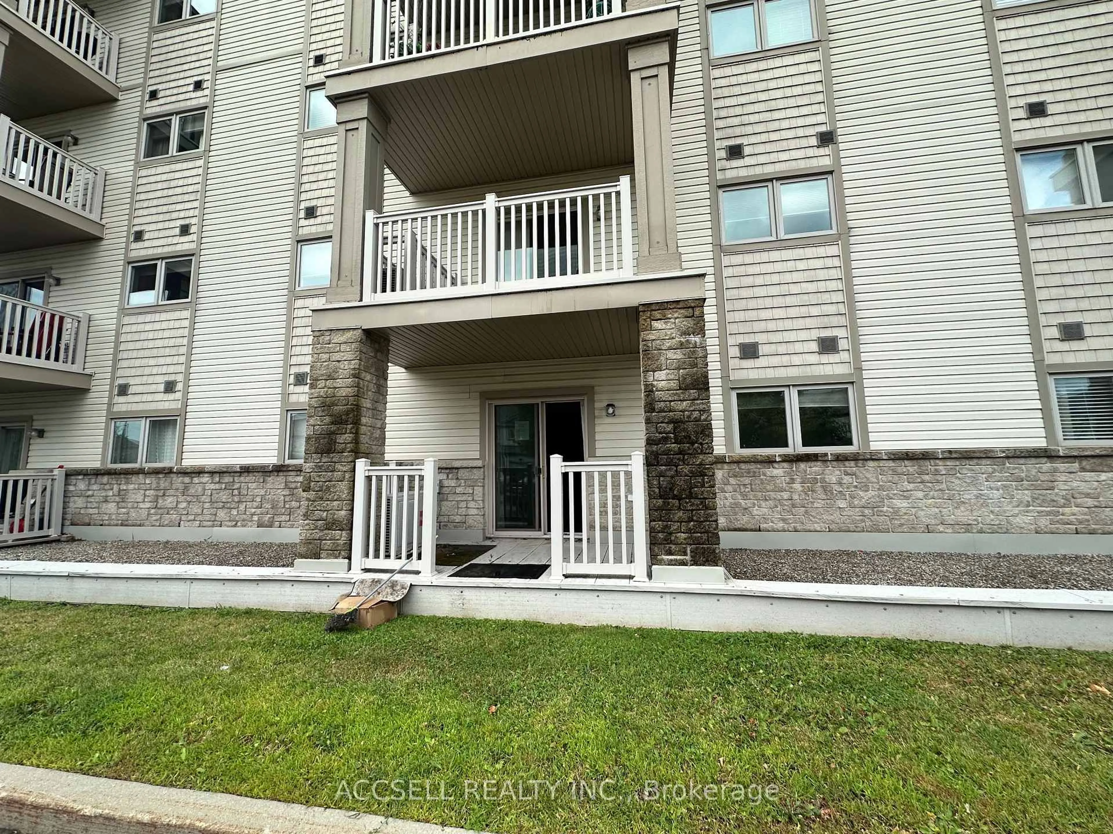 Unknown for 151 Potts Private, Ottawa Ontario K4A 0V7