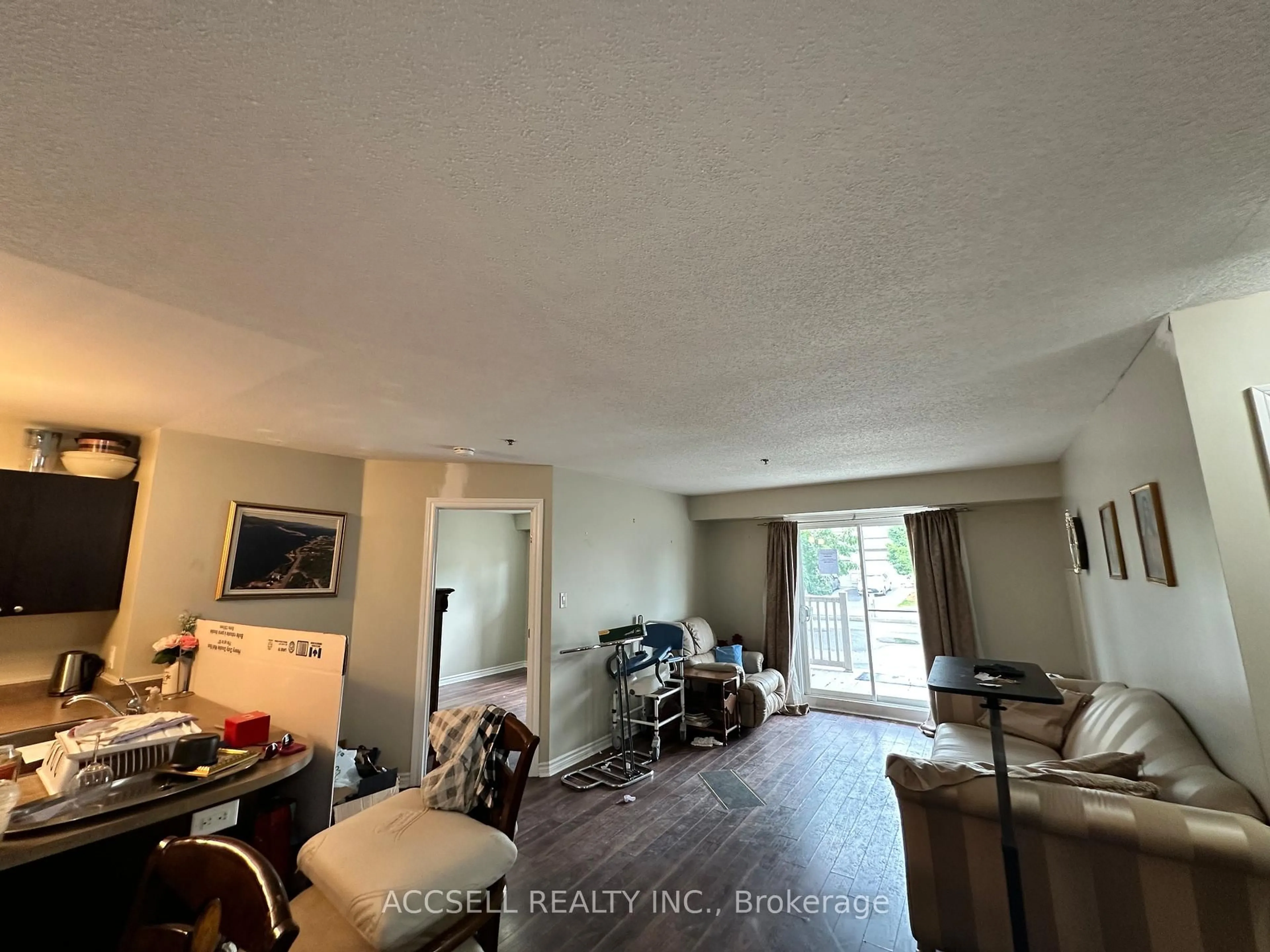 A pic of a room for 151 Potts Private, Ottawa Ontario K4A 0V7