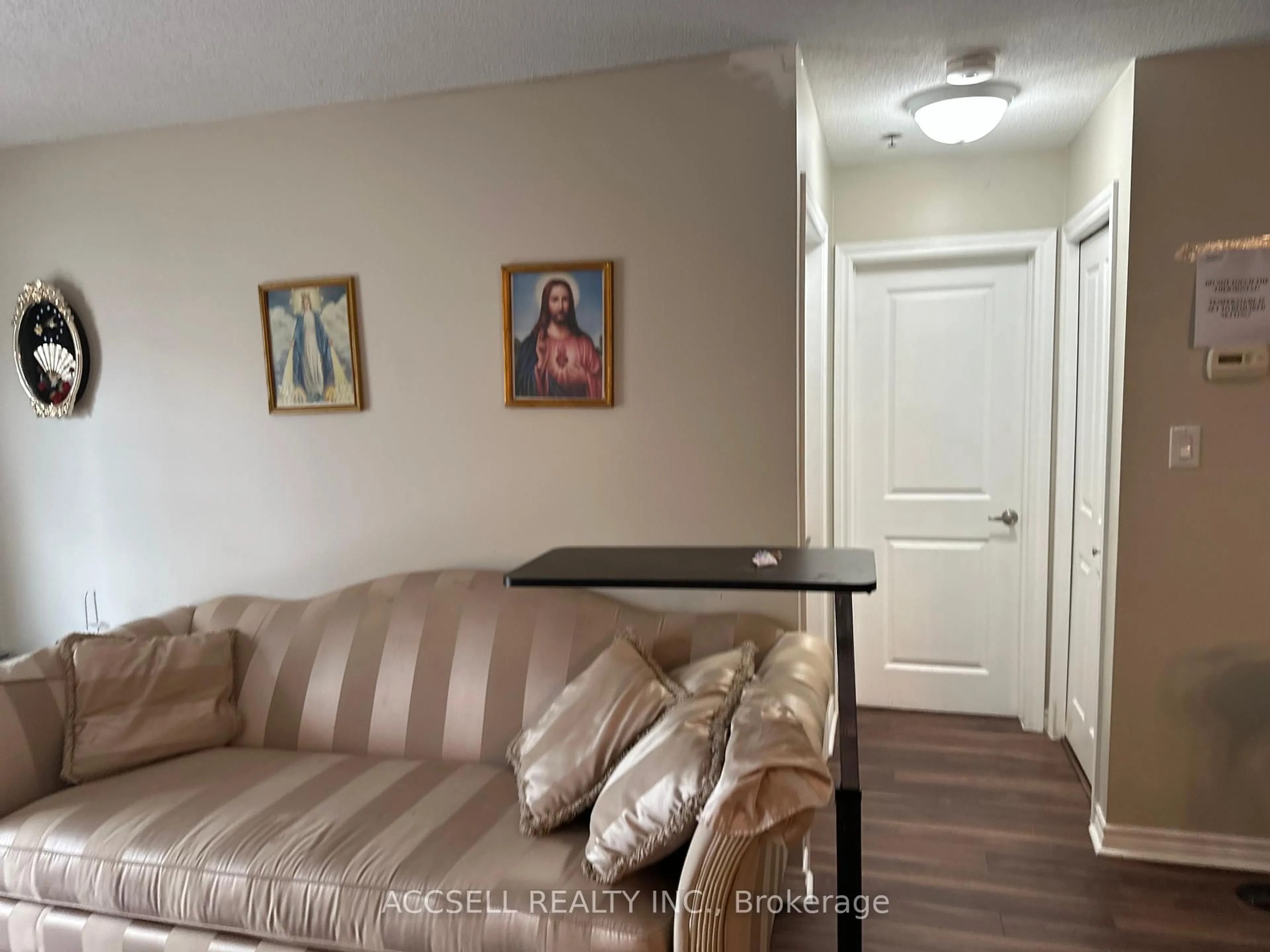 Unknown for 151 Potts Private, Ottawa Ontario K4A 0V7