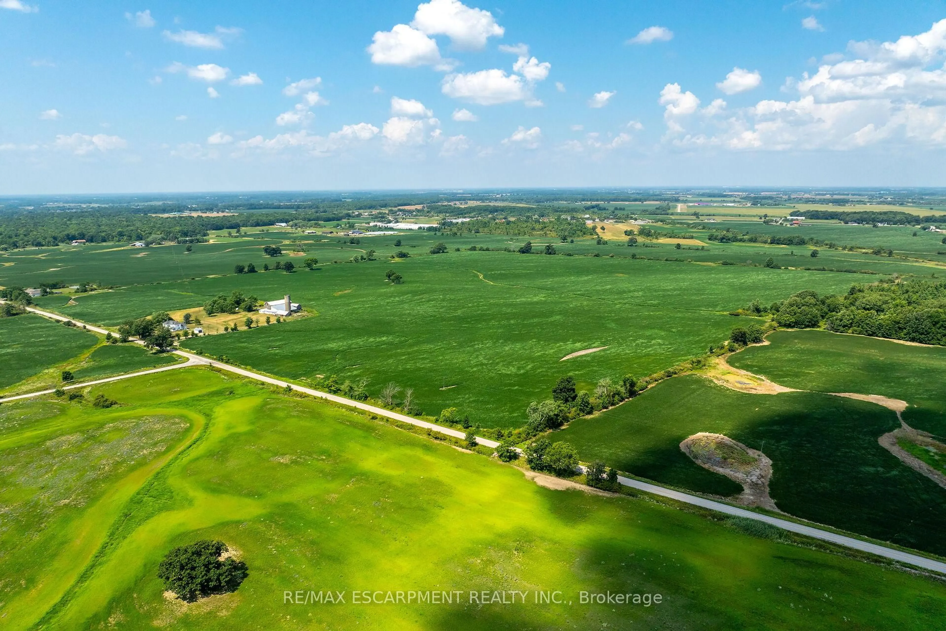 A pic from outside/outdoor area/front of a property/back of a property/a pic from drone, water/lake/river/ocean view for 289 2nd Concession Rd, Haldimand Ontario N0A 1R0