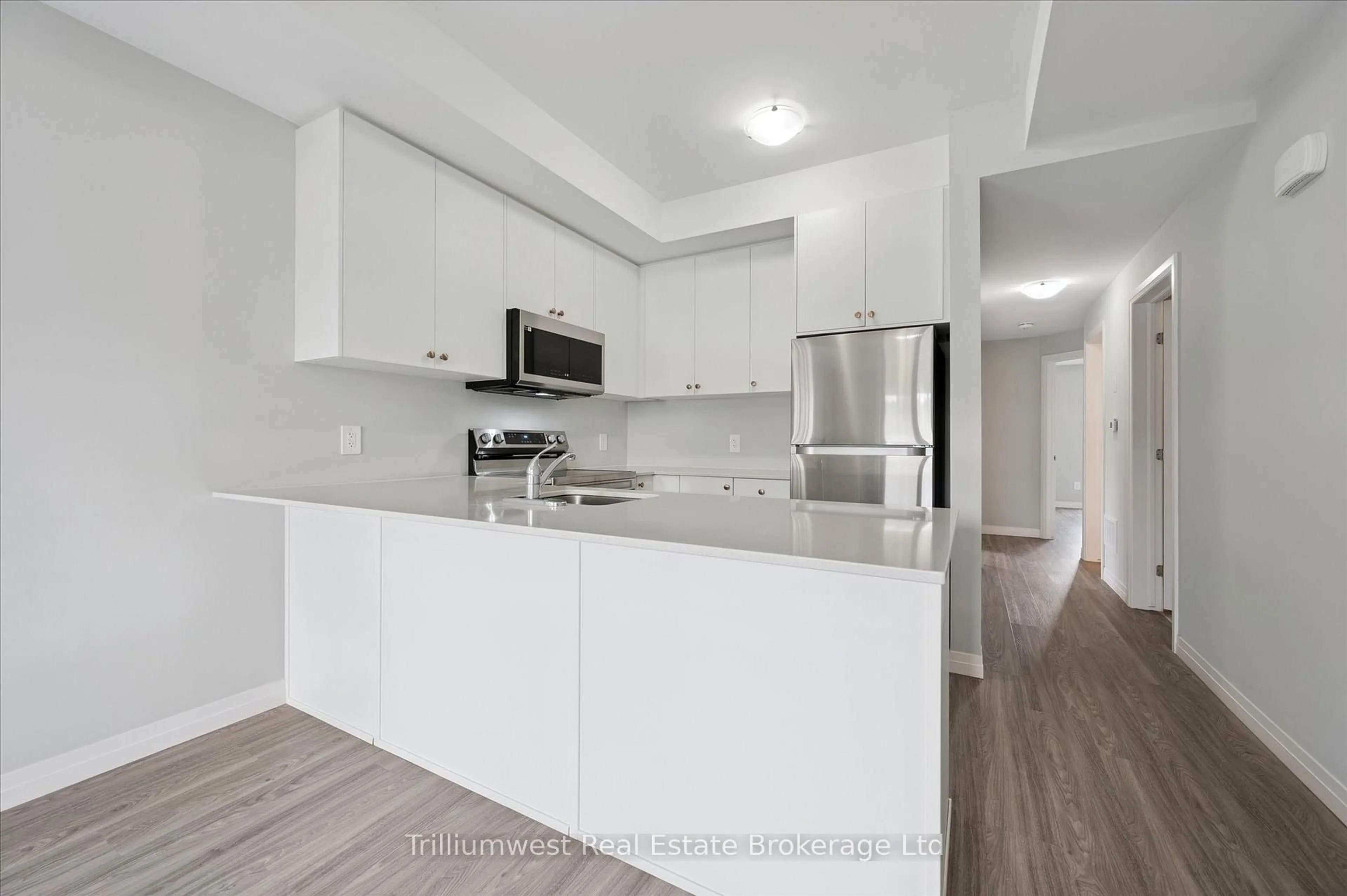 Open concept kitchen, unknown for 10 South Creek Dr #34, Kitchener Ontario N2R 1N3