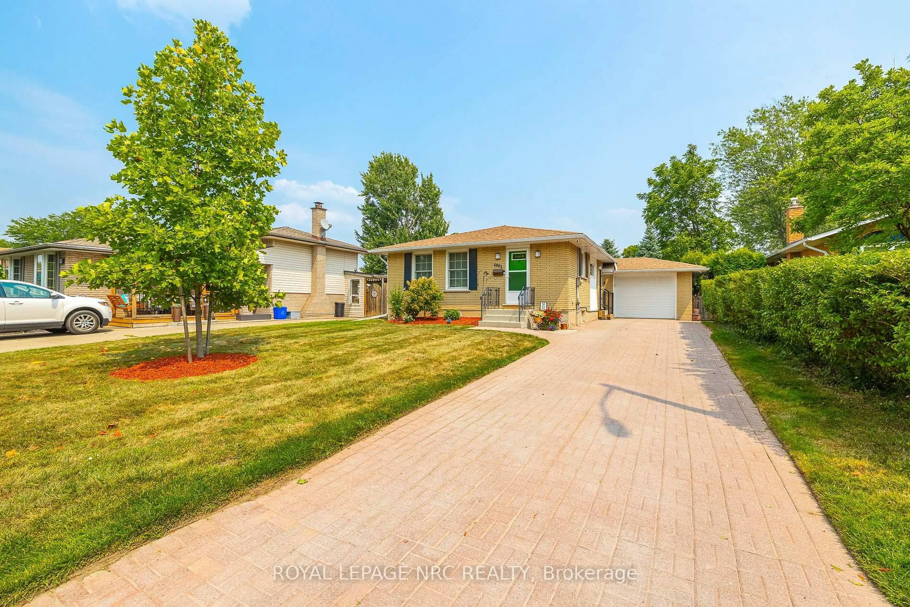 Unknown for 4982 Epsom Crt, Niagara Falls Ontario L2H 1V9