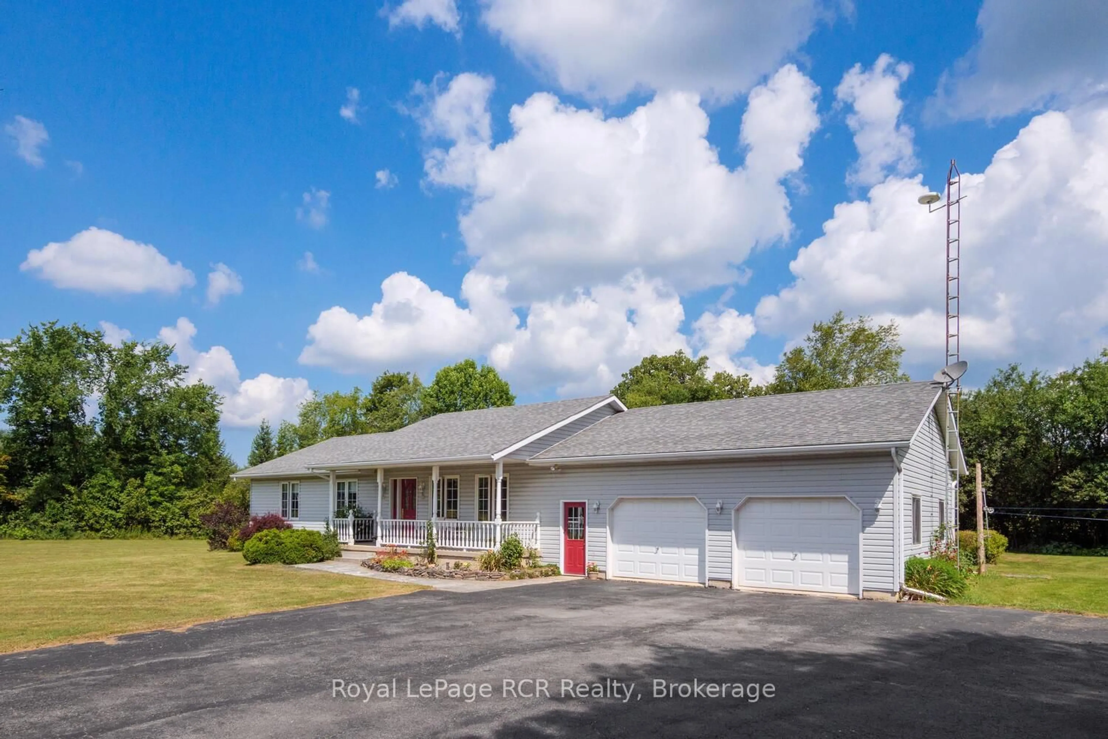 A pic from outside/outdoor area/front of a property/back of a property/a pic from drone, unknown for 776251 Hwy #10 Highway, Chatsworth Ontario N0H 1C0