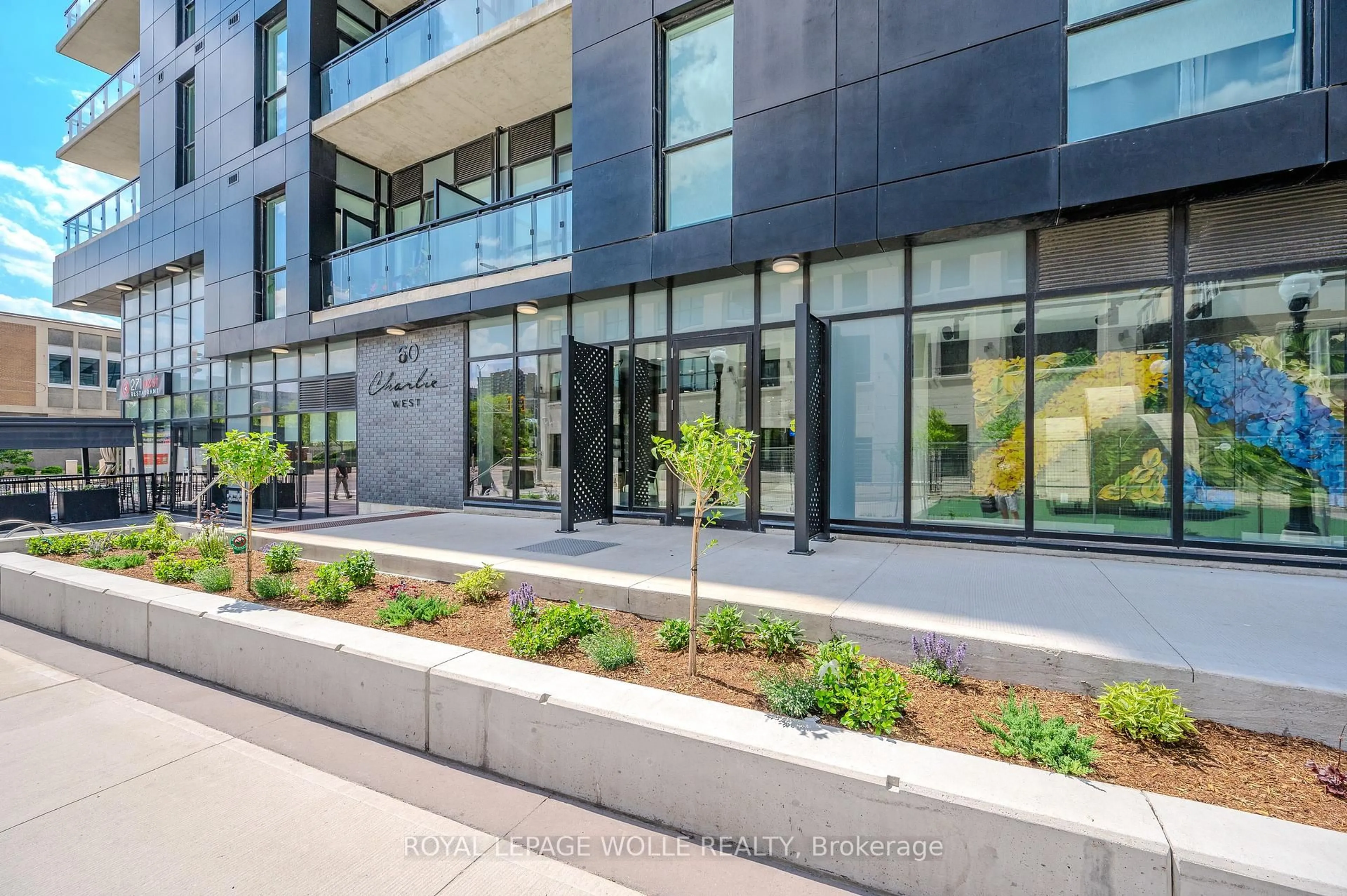 Patio, street for 60 Charles St #2405, Kitchener Ontario N2G 1Y6
