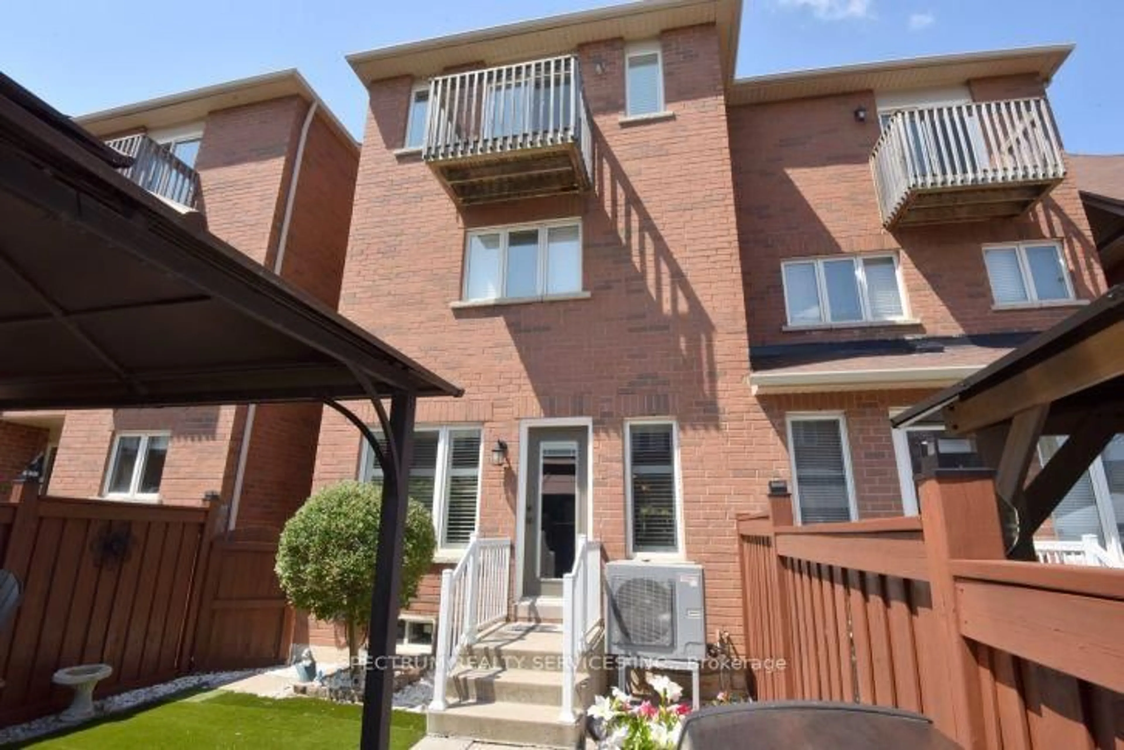 Home with brick exterior material, street for 56 Mcknight Ave, Hamilton Ontario L8B 0R5