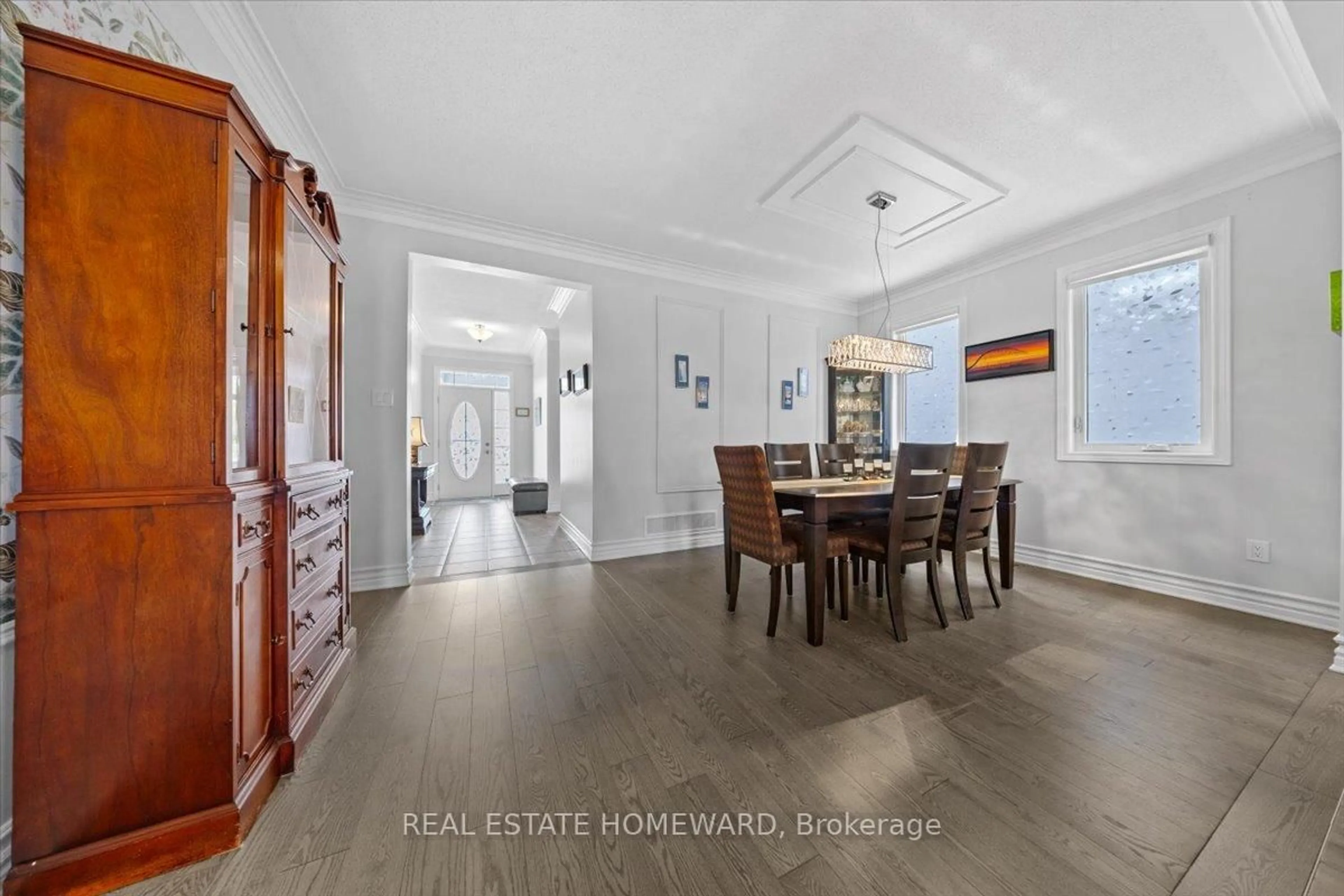 Dining room, ceramic/tile floor for 207 Cranesbill Rd, Ottawa Ontario K2V 0N5