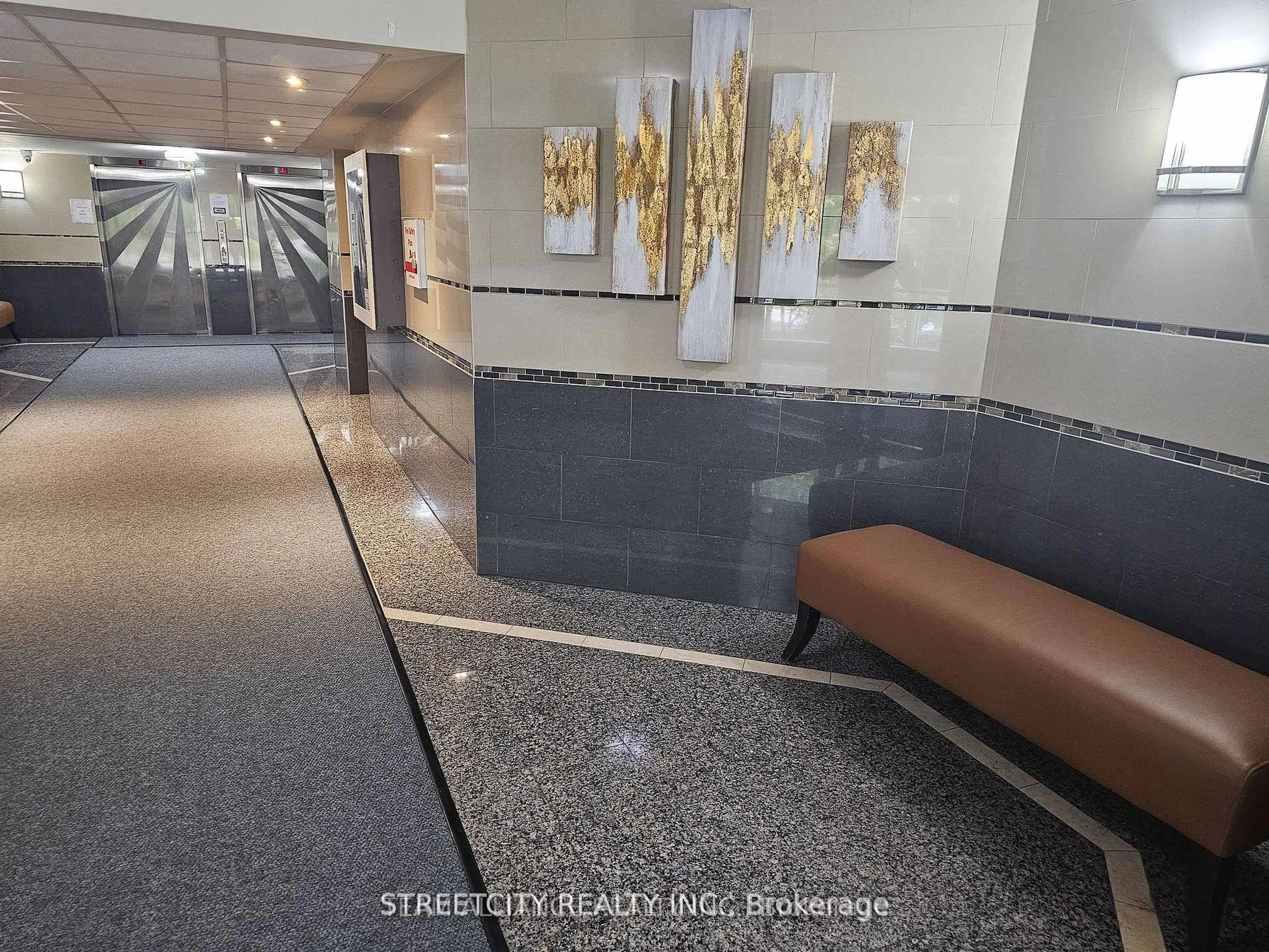 Lobby for 1103 Jalna Blvd #712, London South Ontario N6E 2W8