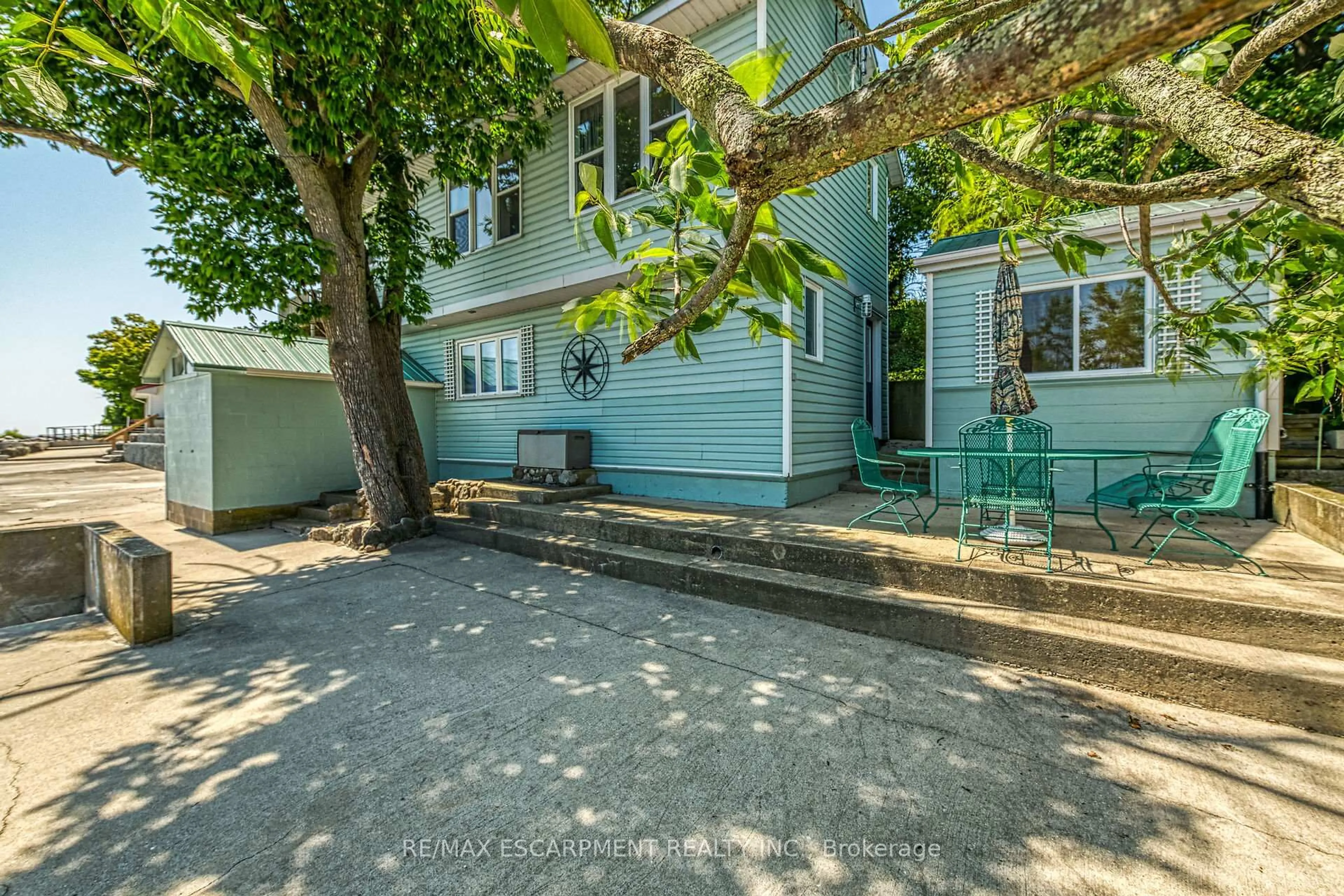 Patio, street for 157 LIGHTHOUSE Dr, Haldimand Ontario N1A 2W6