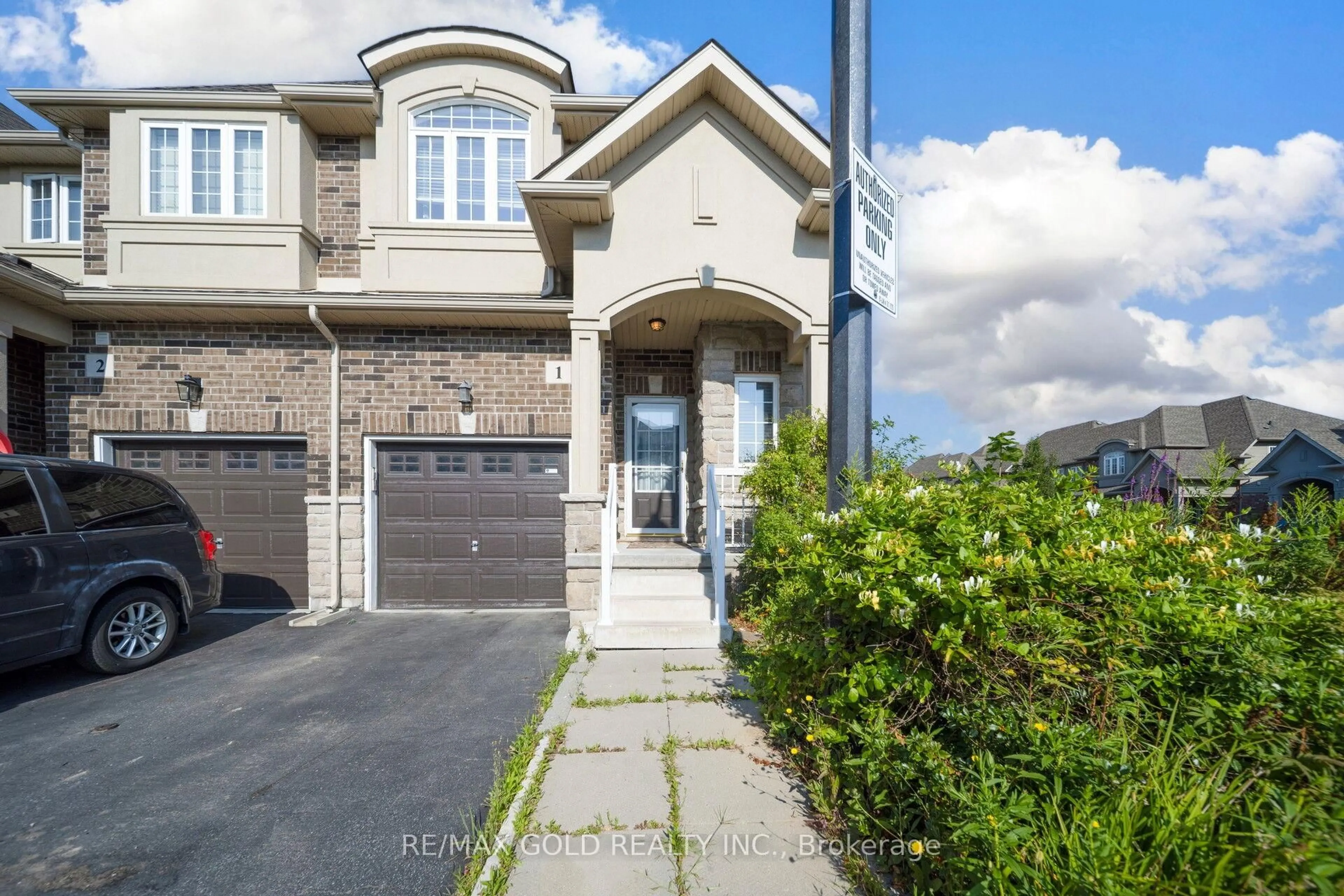 A pic from outside/outdoor area/front of a property/back of a property/a pic from drone, street for 47 Madonna Dr #1, Hamilton Ontario L9B 0H2