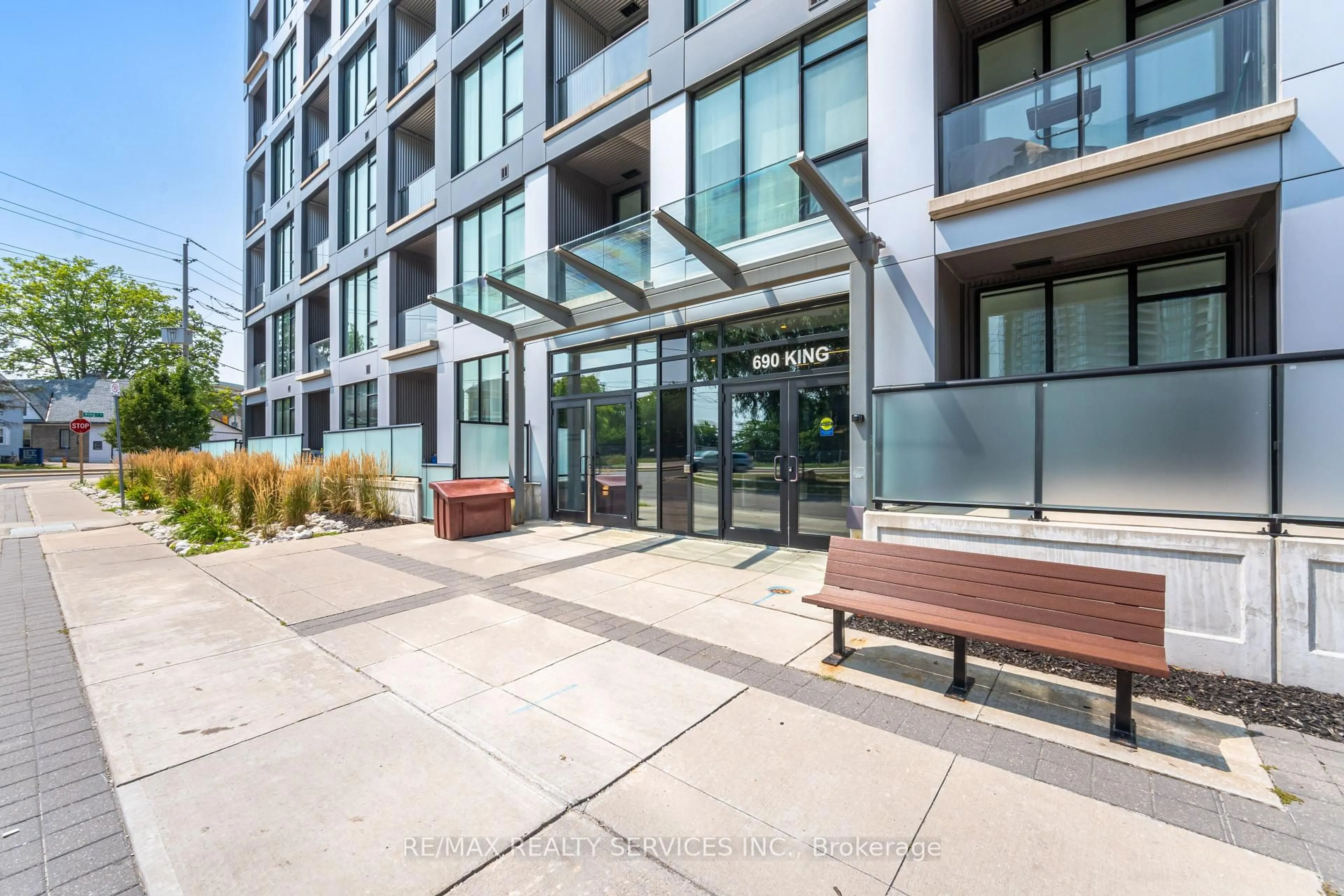 Patio, unknown for 690 King St #311, Kitchener Ontario N2G 0B9
