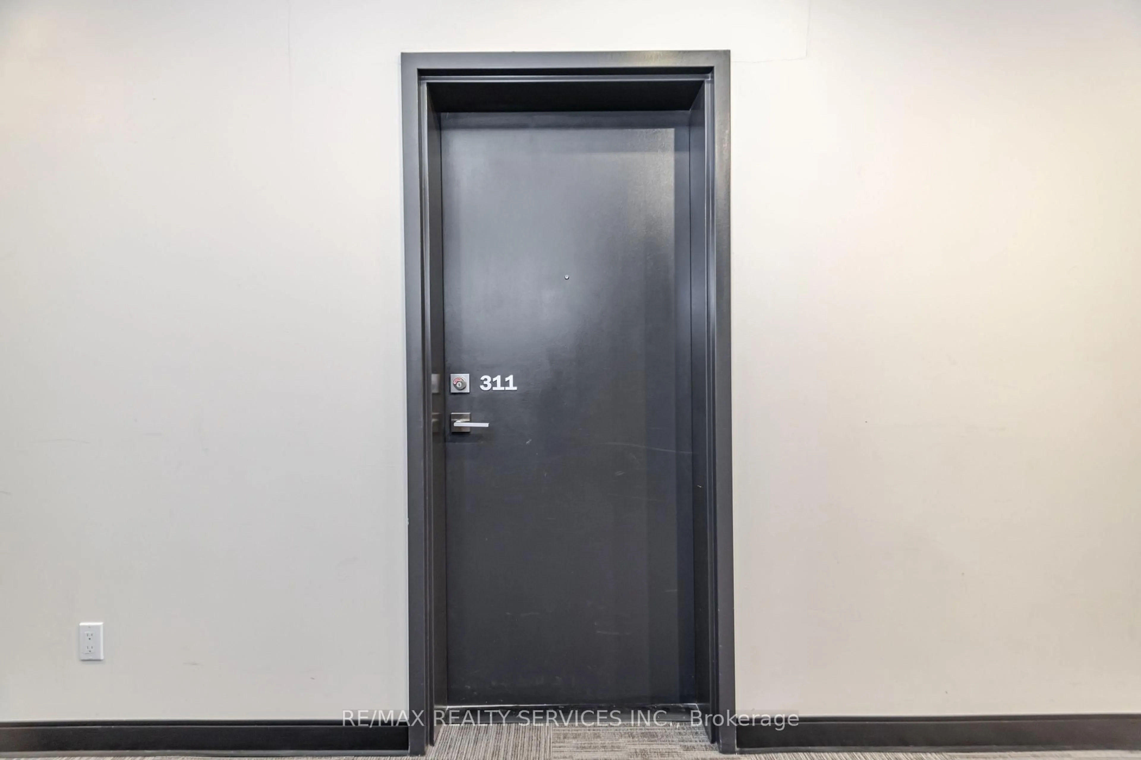 A pic of a room for 690 King St #311, Kitchener Ontario N2G 0B9