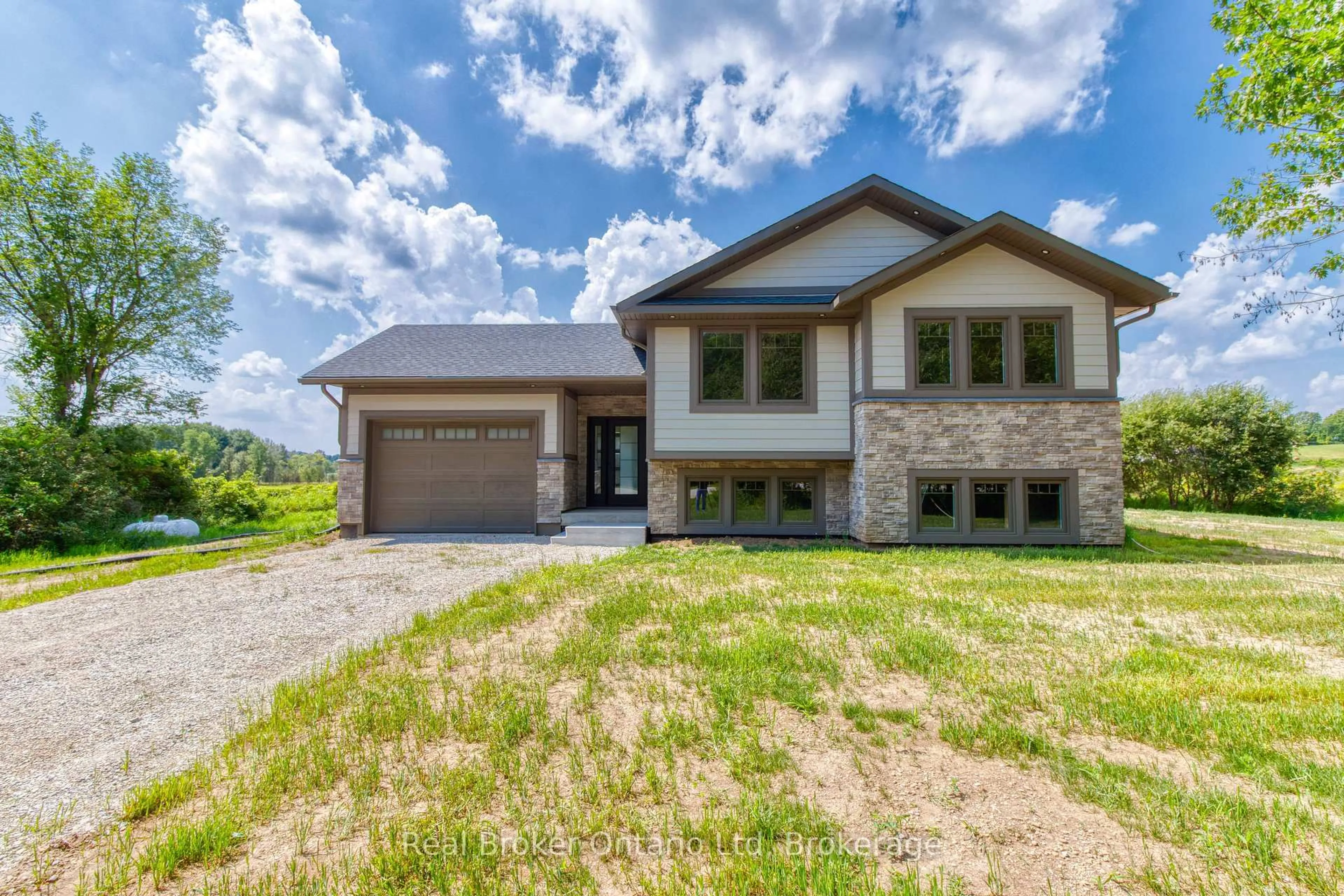 Home with brick exterior material, building for 397600 10th Concession Rd, Meaford Ontario N4K 5N8