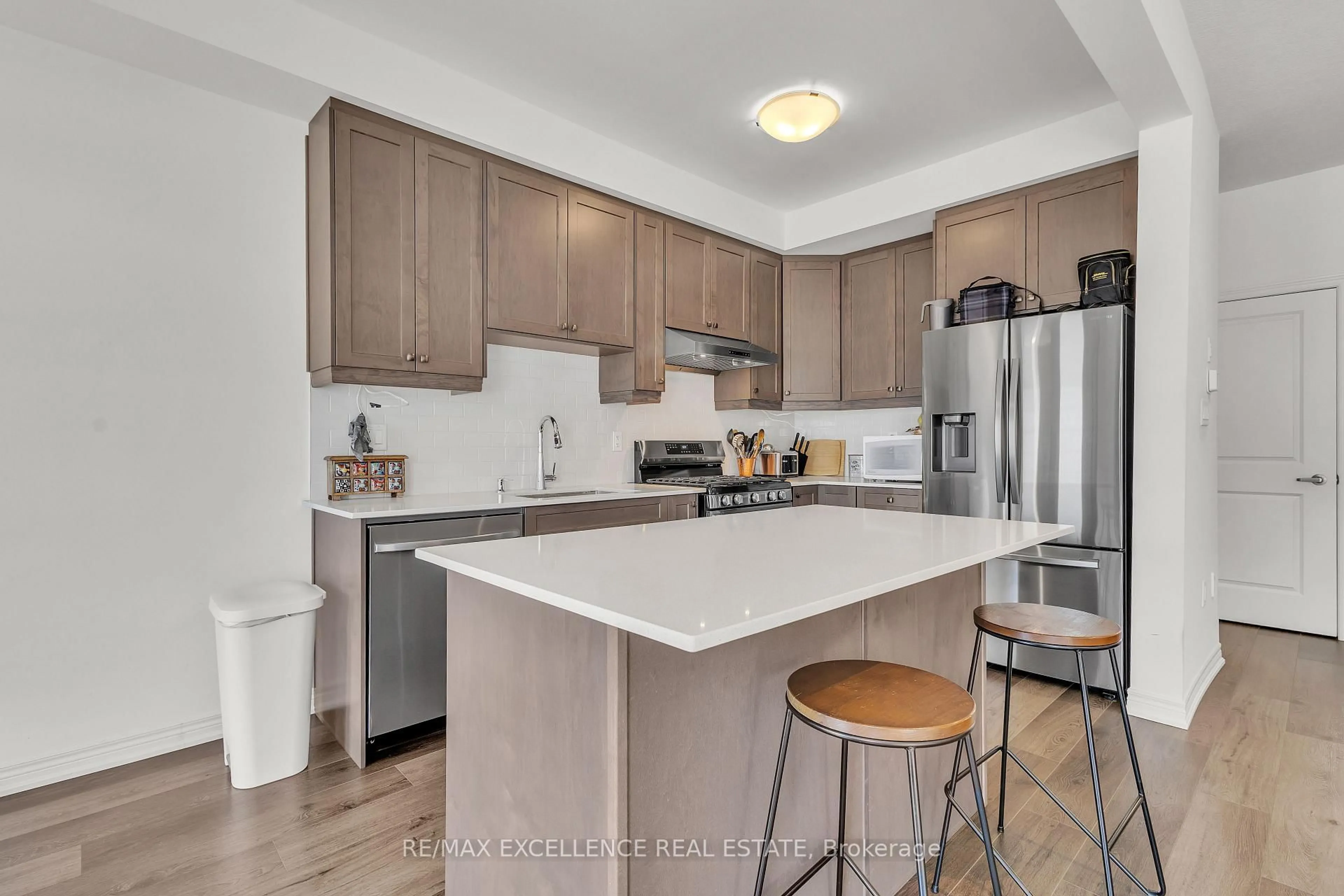 Open concept kitchen, unknown for 120 Court Dr #84, Brant Ontario N3L 0N2