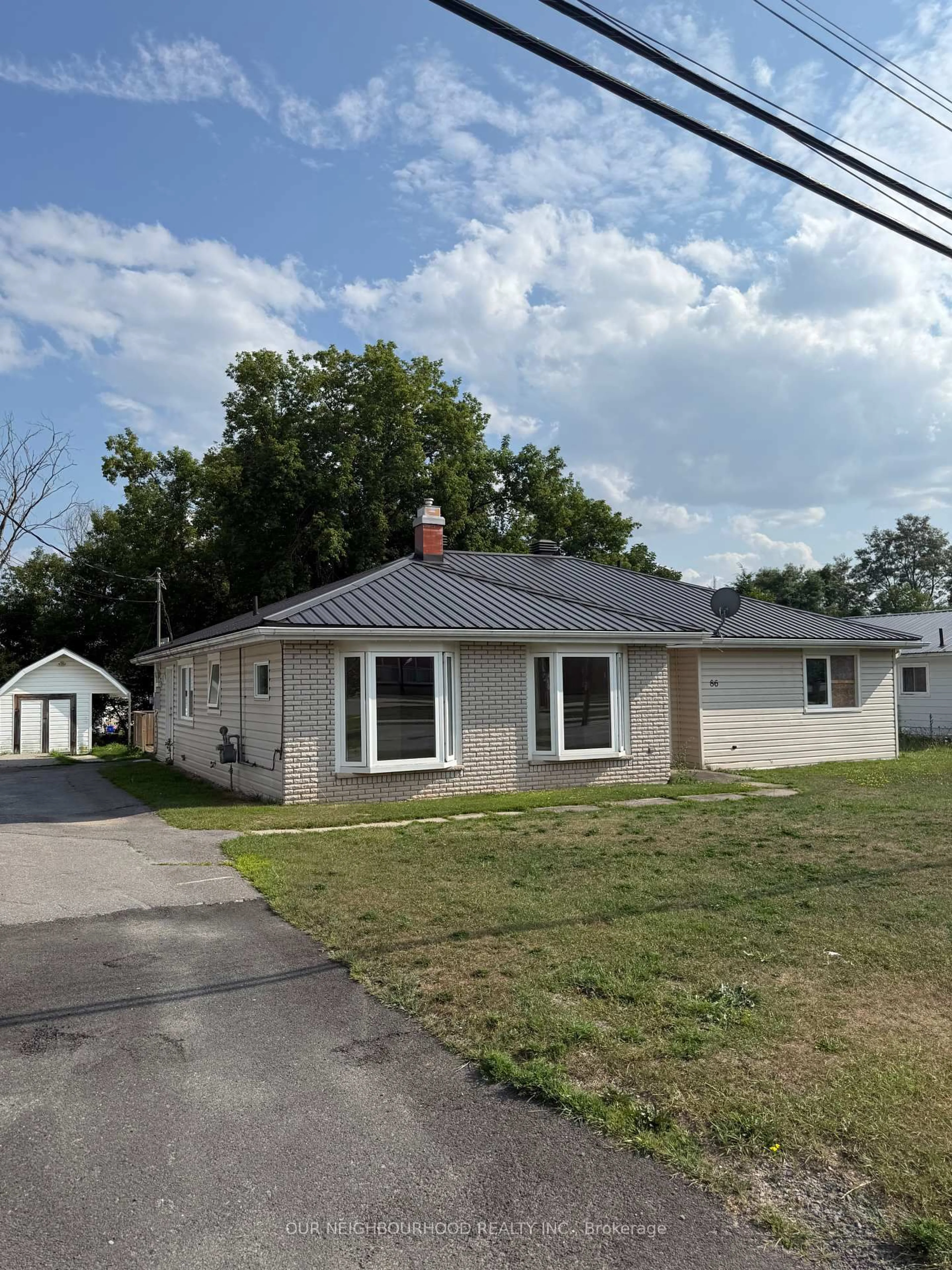 Unknown for 86 Madoc St, Limoges Ontario K0K 2M0