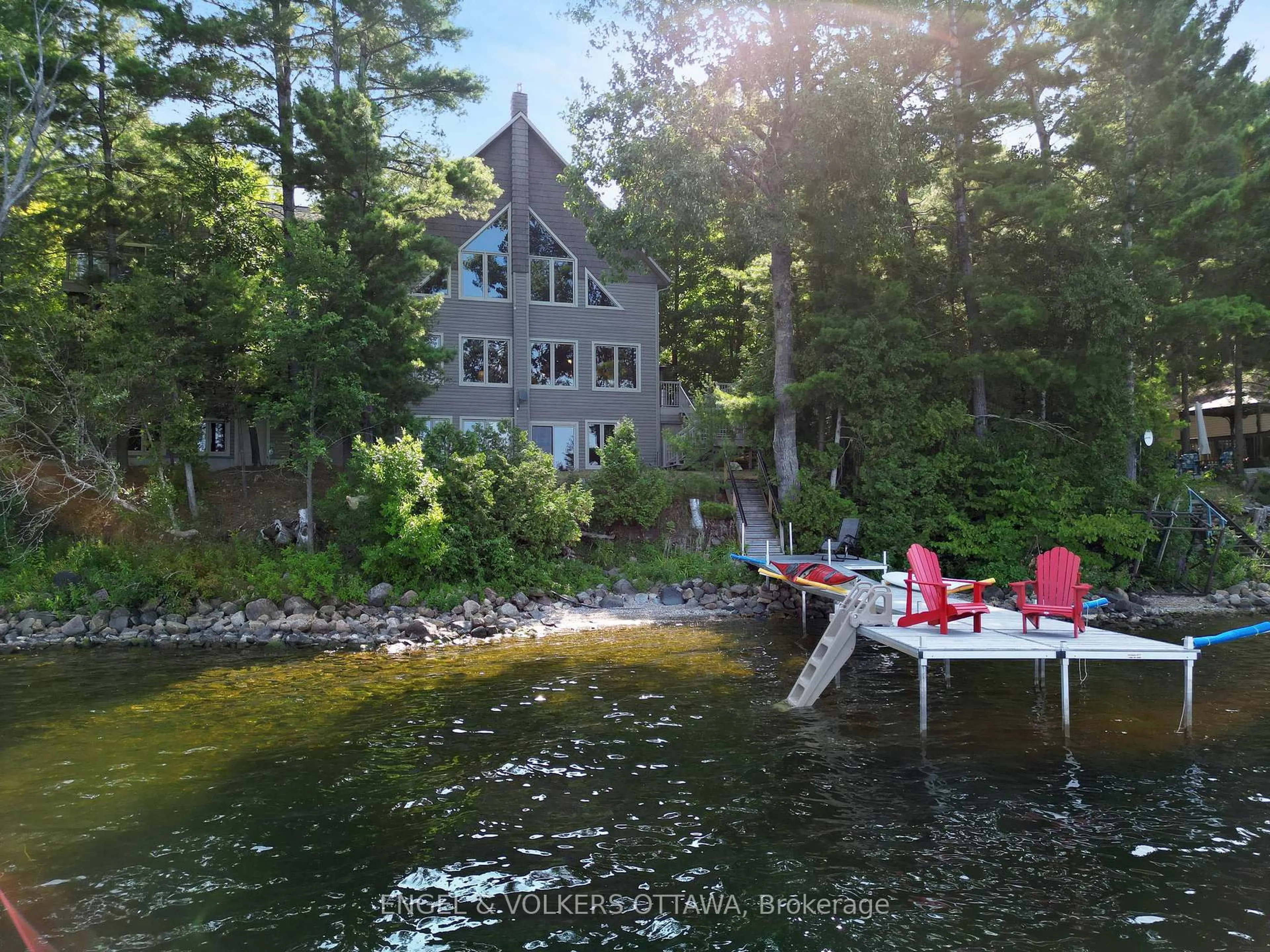 A pic from outside/outdoor area/front of a property/back of a property/a pic from drone, water/lake/river/ocean view for 146 Beck Shore Rd, Perth Ontario K7H 3C8