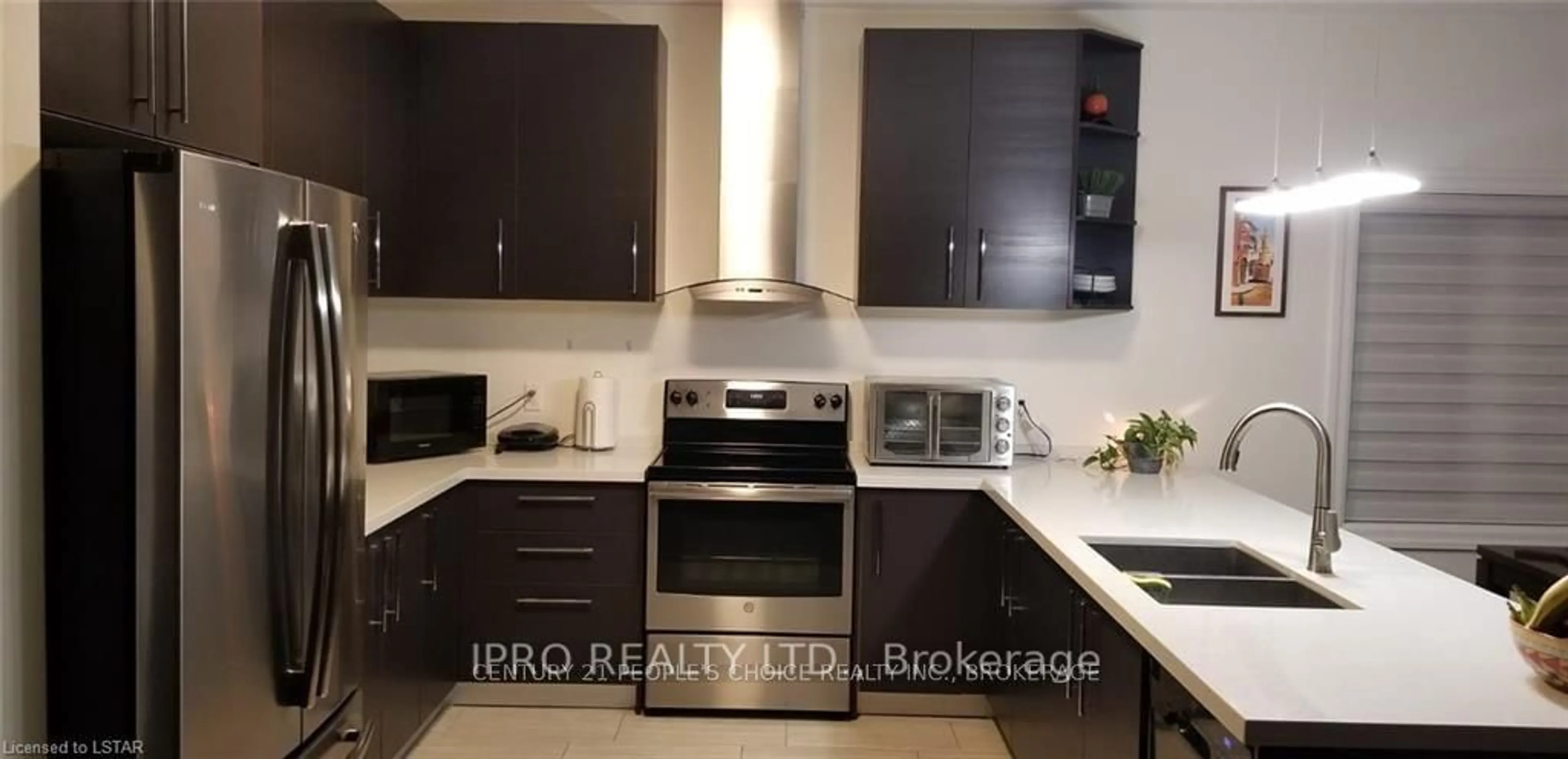 Contemporary kitchen, unknown for 2579 Sheffield Blvd, London South Ontario N6M 0G4
