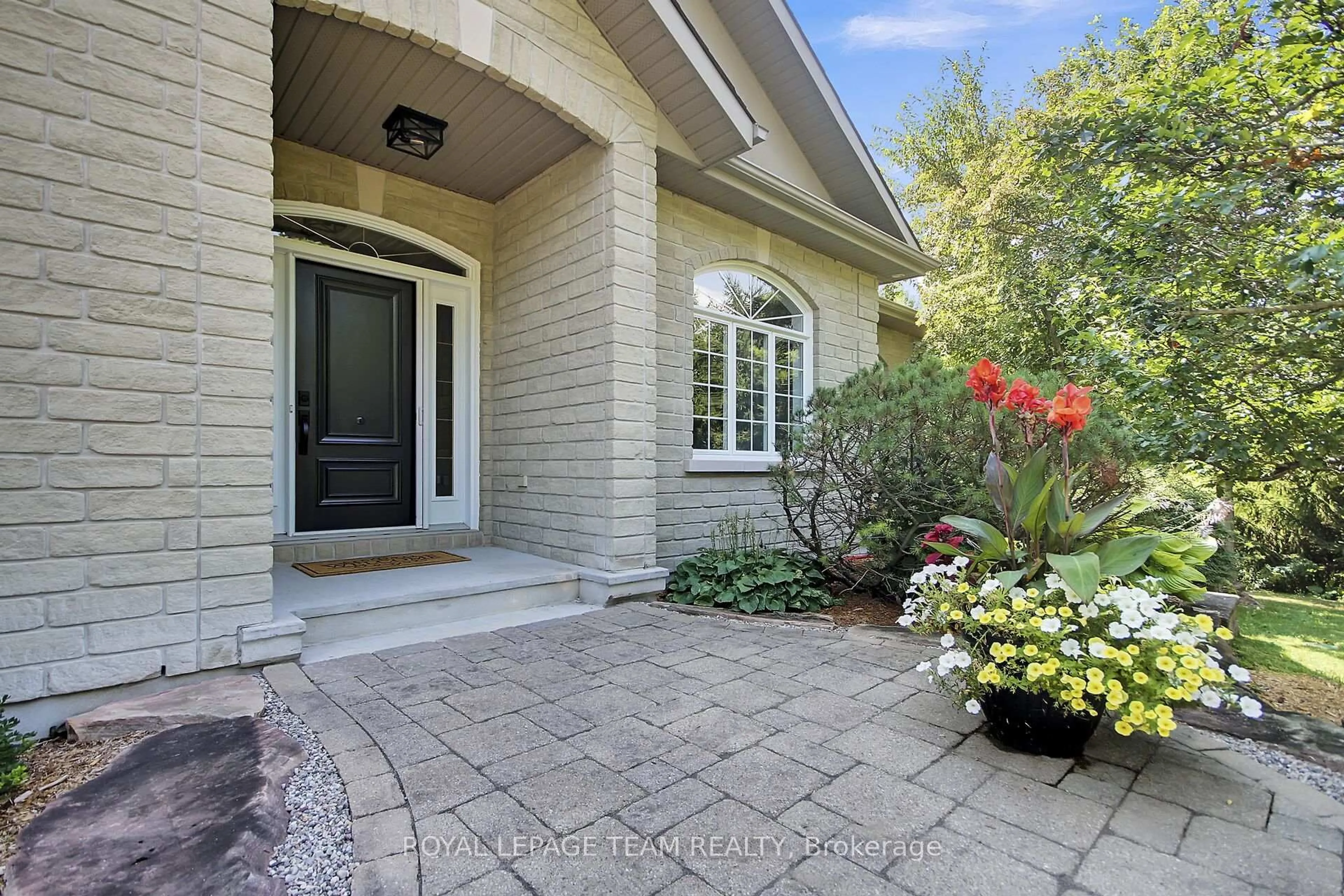 Unknown for 6196 Elkwood Dr, Ottawa Ontario K4P 1M9