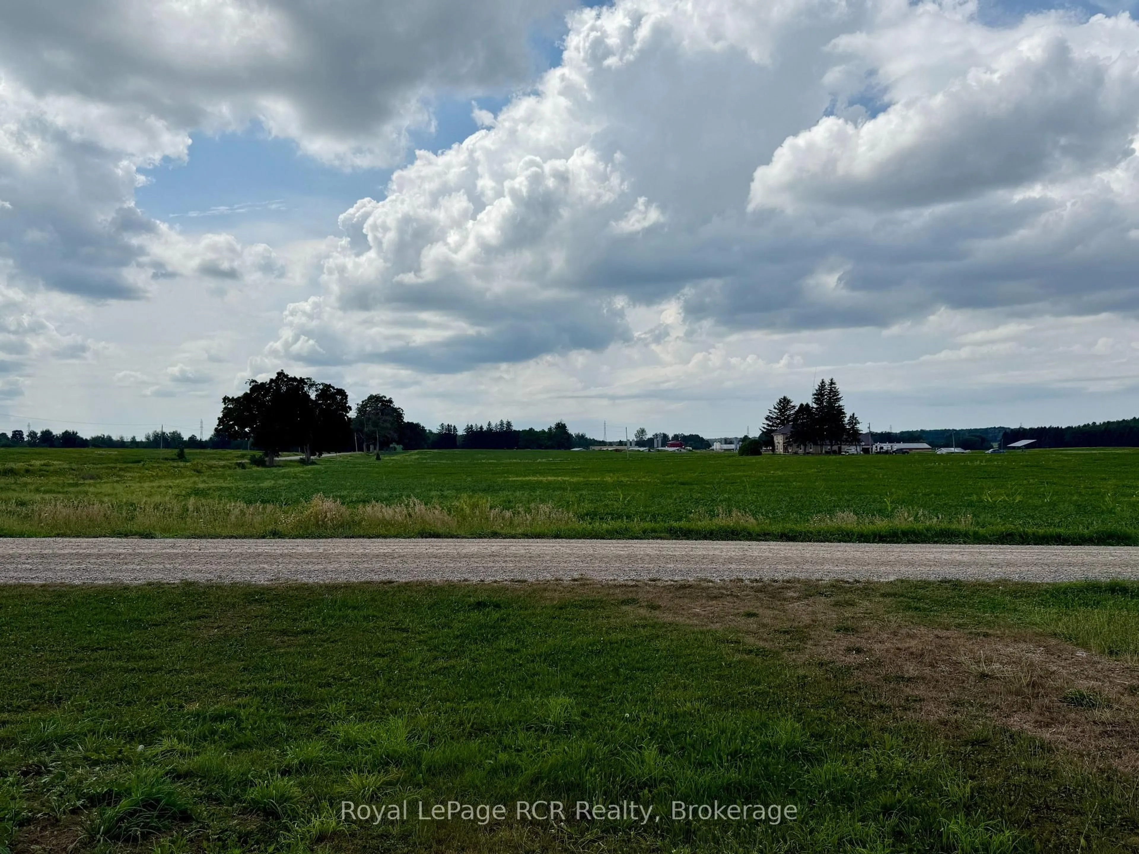 Blurry image for 1328 2 Concession, South Bruce Ontario N0G 2S0