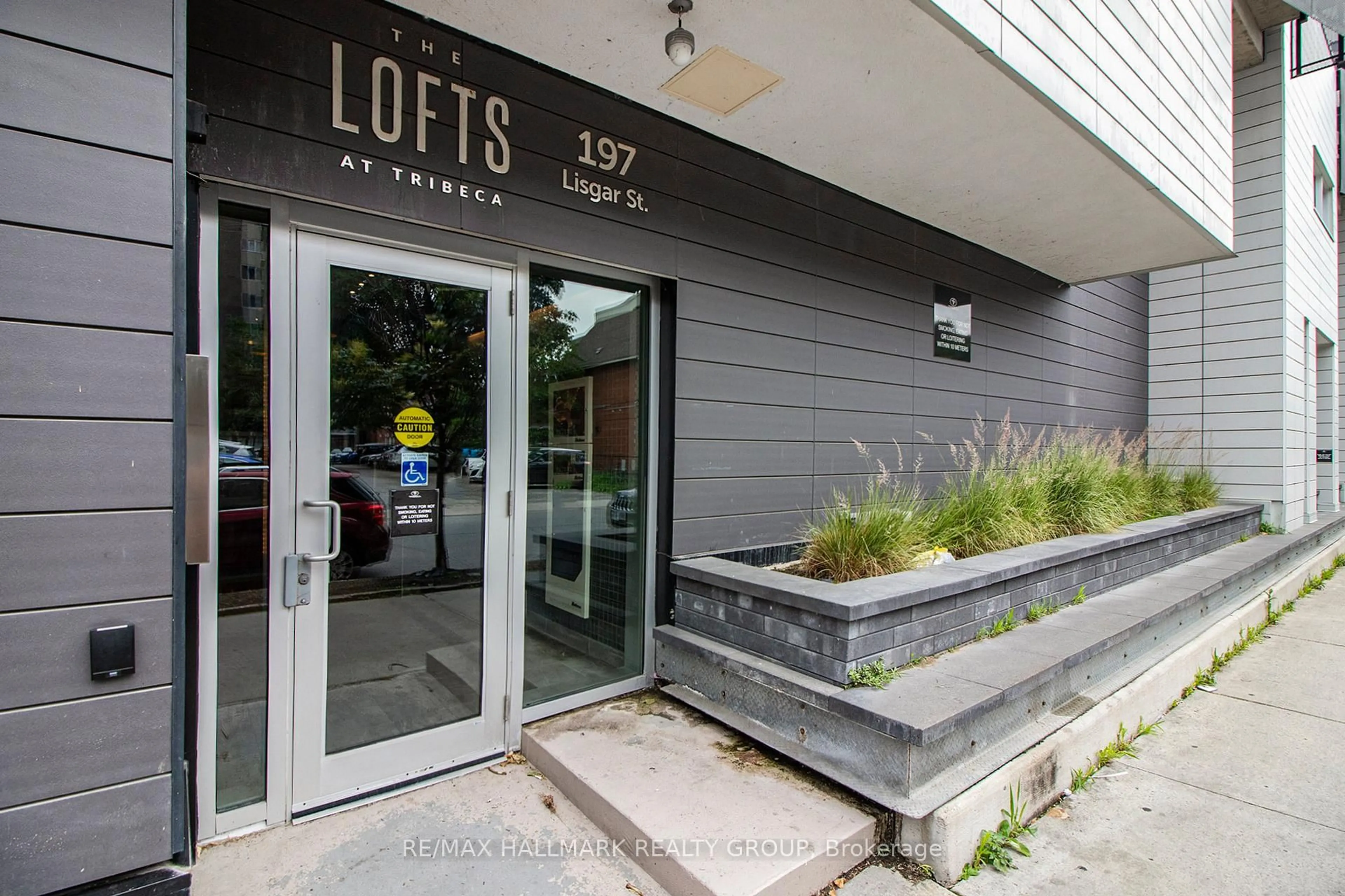 Lobby for 197 Lisgar St #213, Ottawa Ontario K2P 0C3