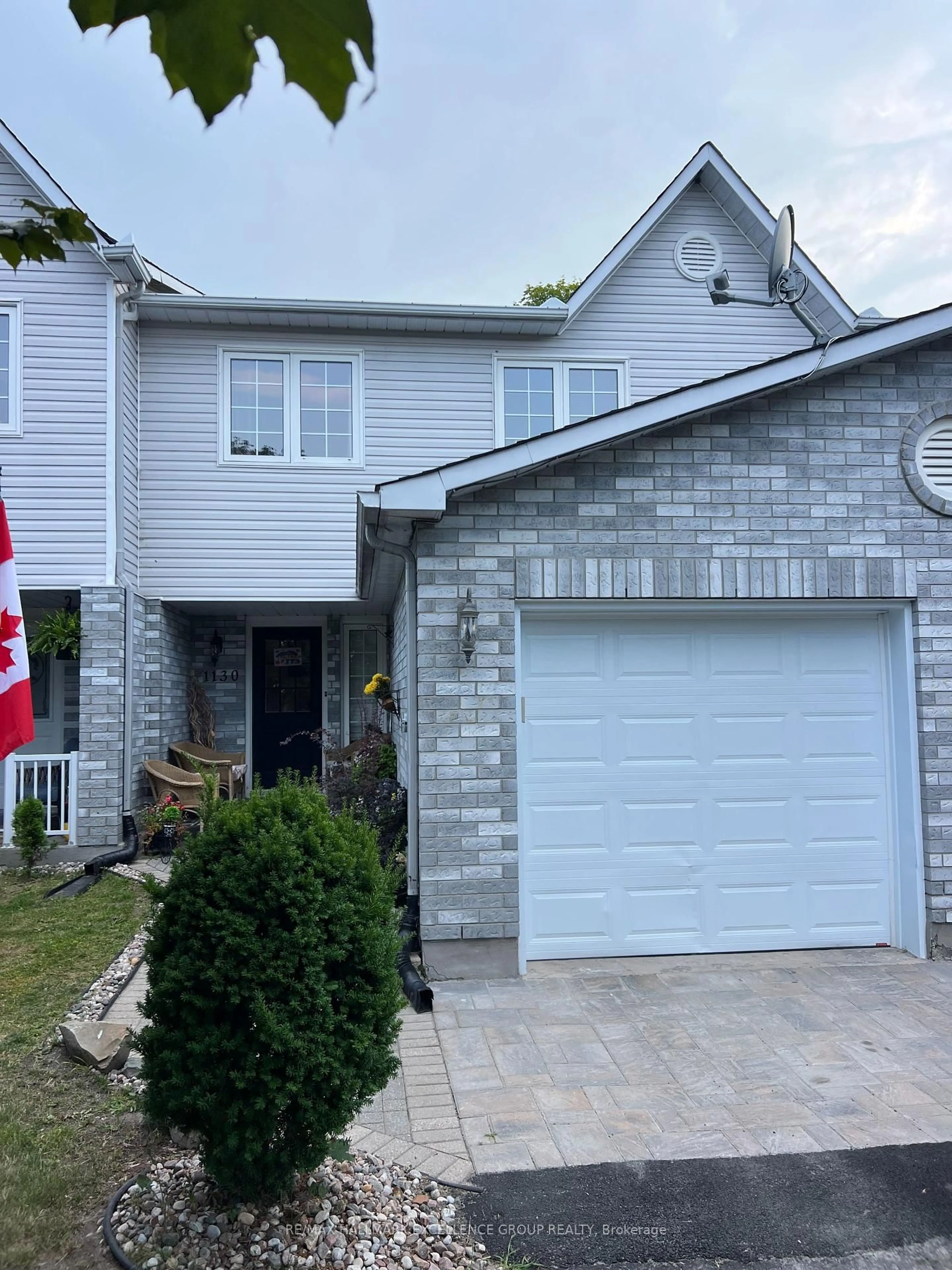 Home with brick exterior material, street for 1130 Dianne Ave, Clarence-Rockland Ontario K4K 1J6