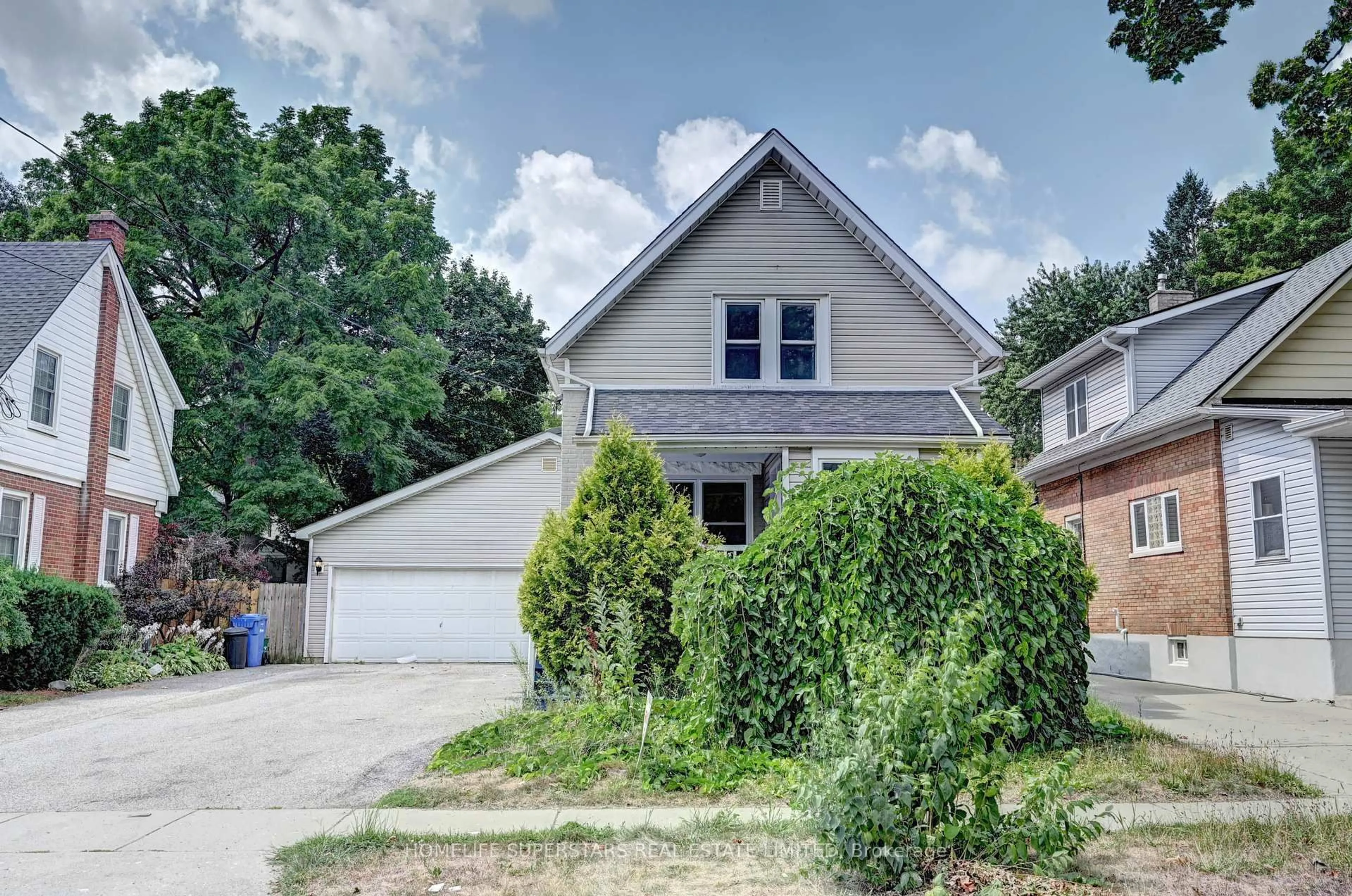 Unknown for 31 Troy St, Kitchener Ontario N2H 1L7