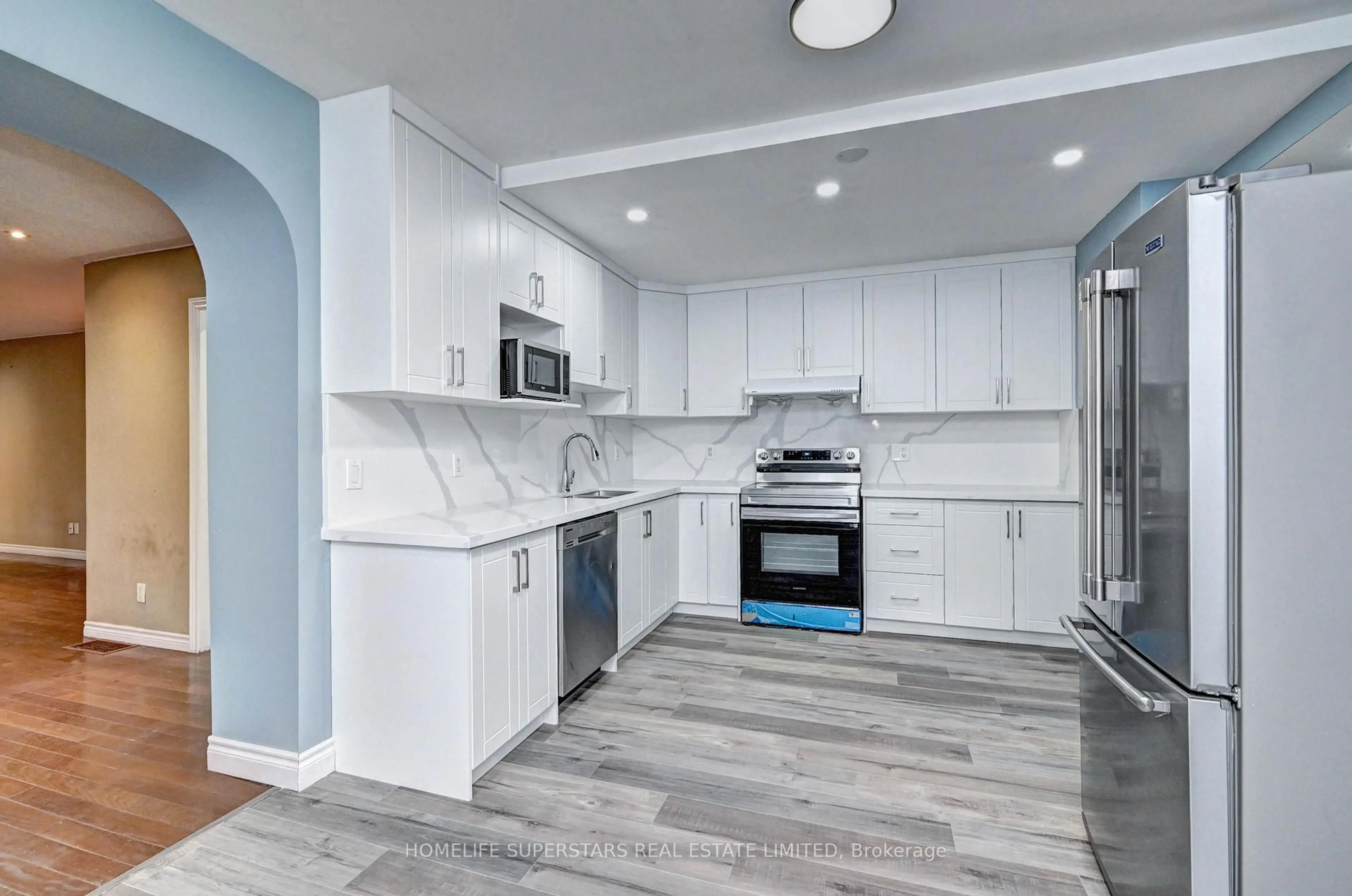 Open concept kitchen, ceramic/tile floor for 31 Troy St, Kitchener Ontario N2H 1L7