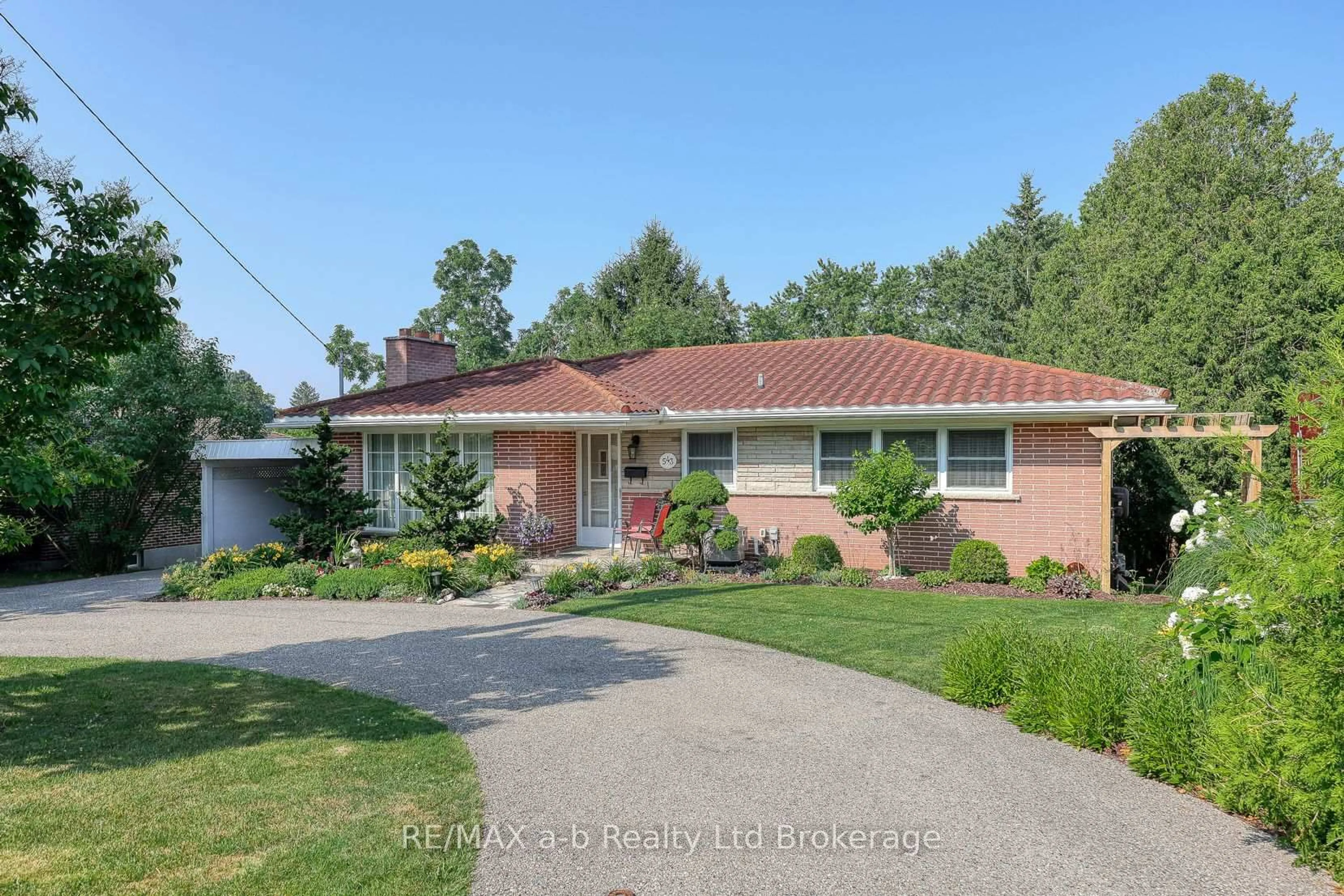 Home with brick exterior material, street for 543 Highland Dr, Woodstock Ontario N4S 5X1