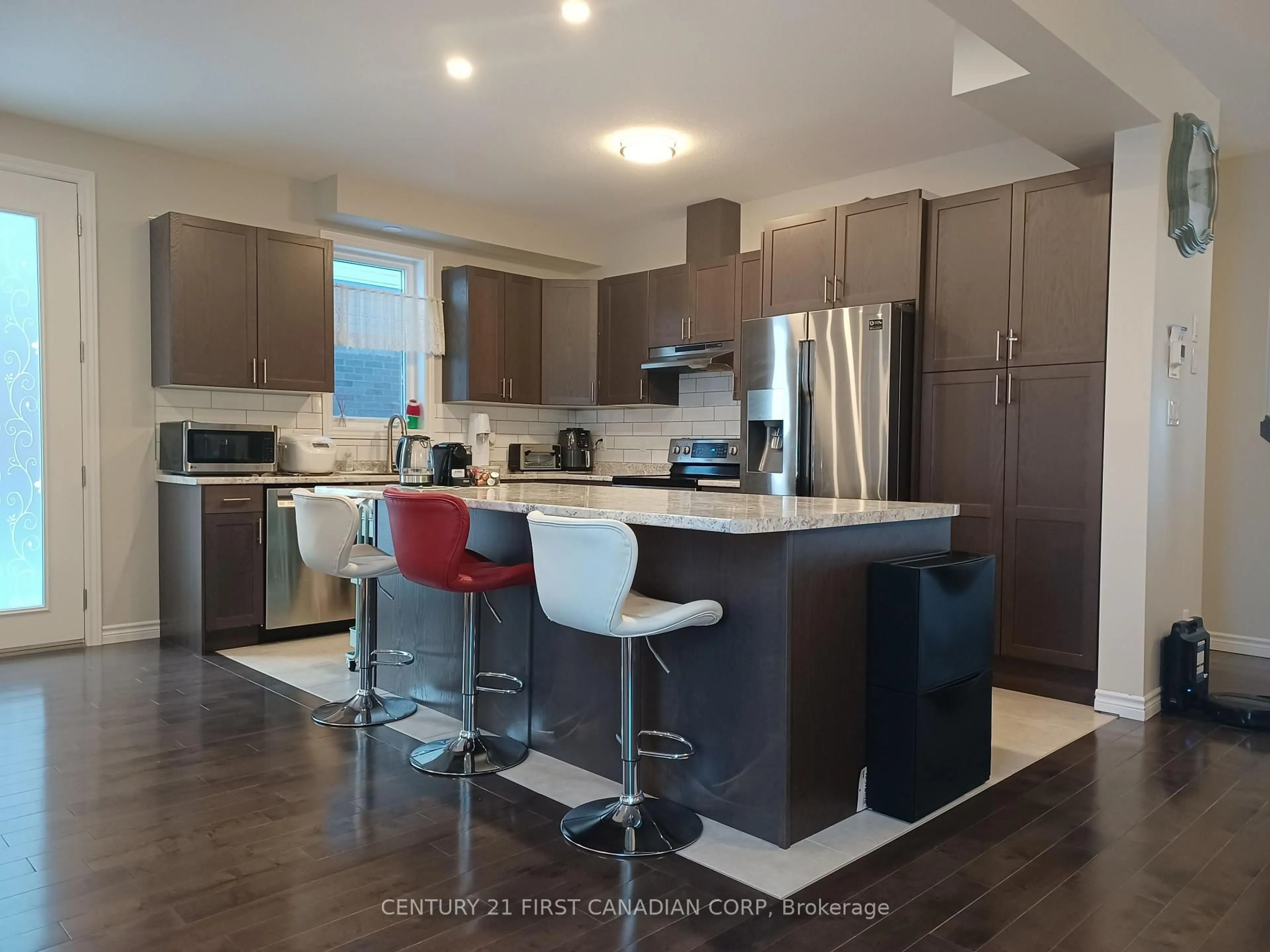 Open concept kitchen, unknown for 1696 Aukett Dr, London North Ontario N5X 0N2
