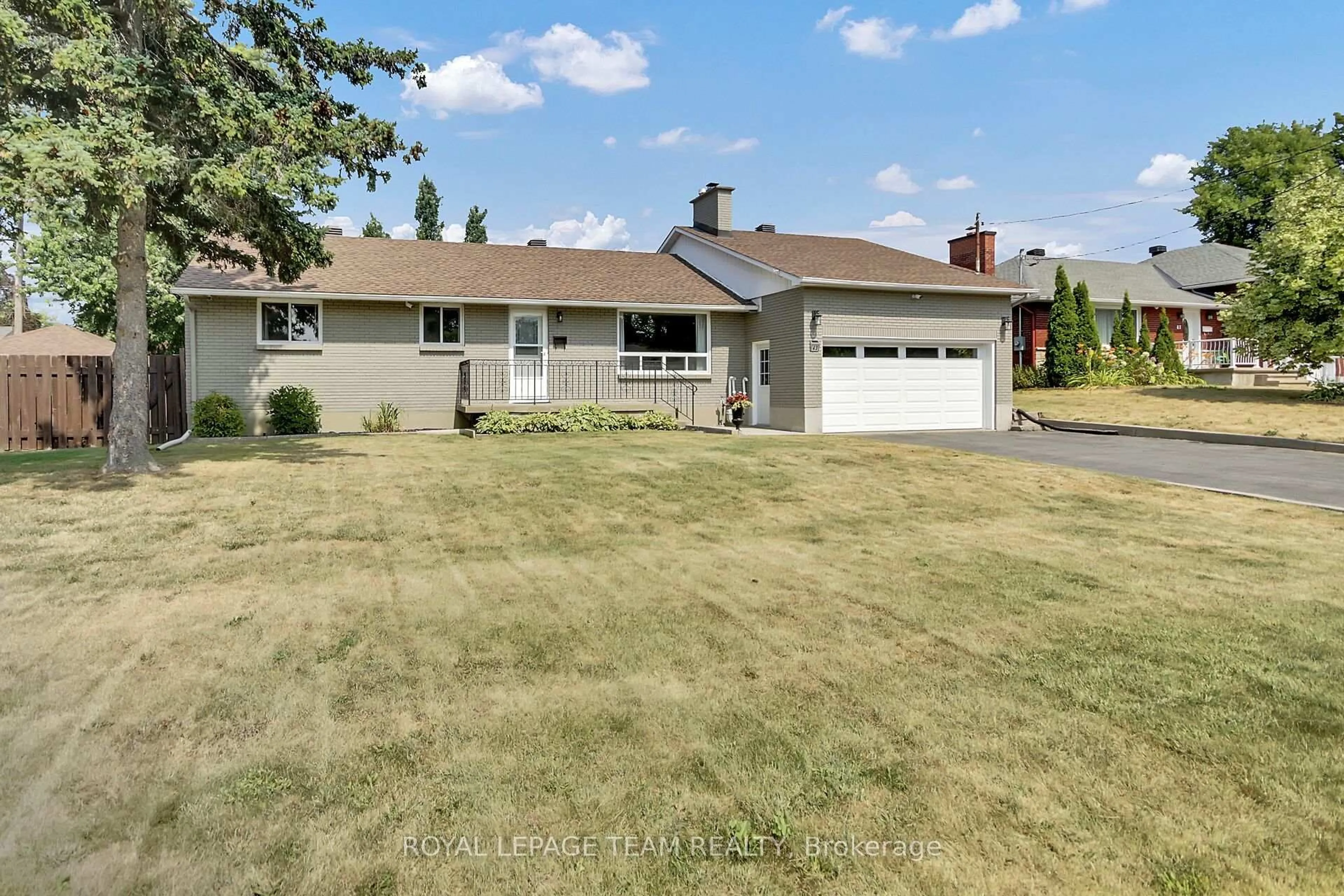 Unknown for 43 Epworth Ave, Ottawa Ontario K2G 2L8