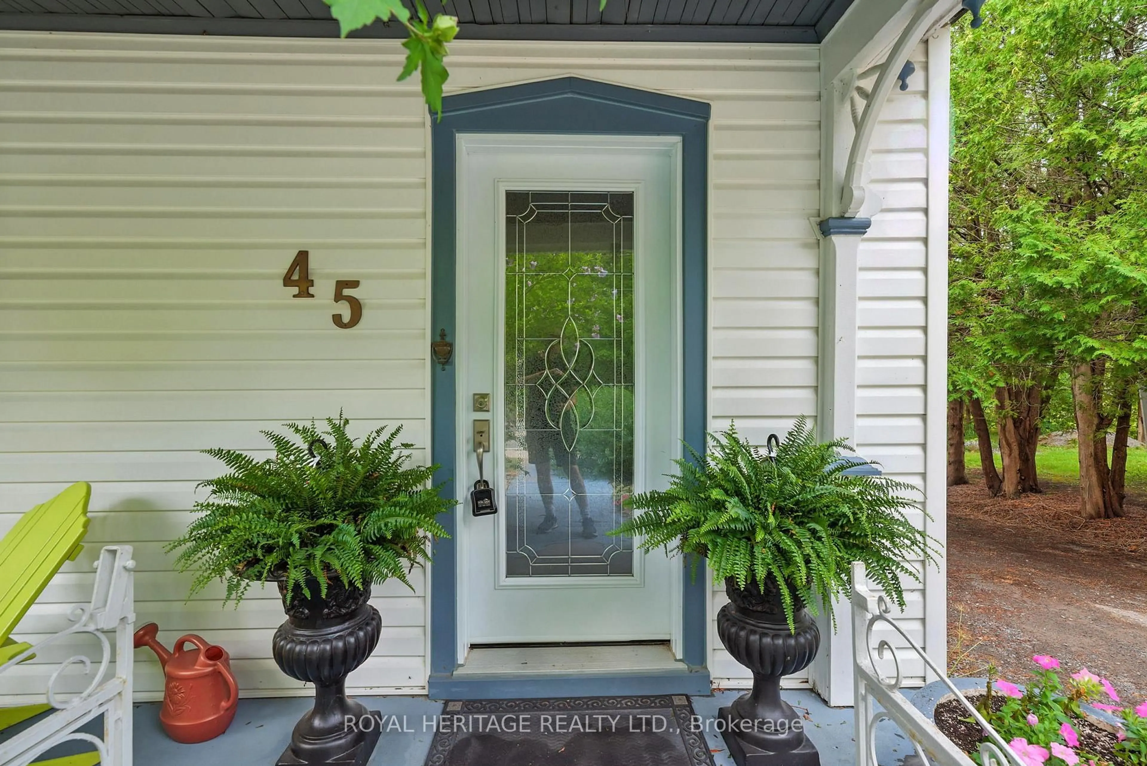 Indoor entryway for 45 Percy St, Cramahe Ontario K0K 1S0