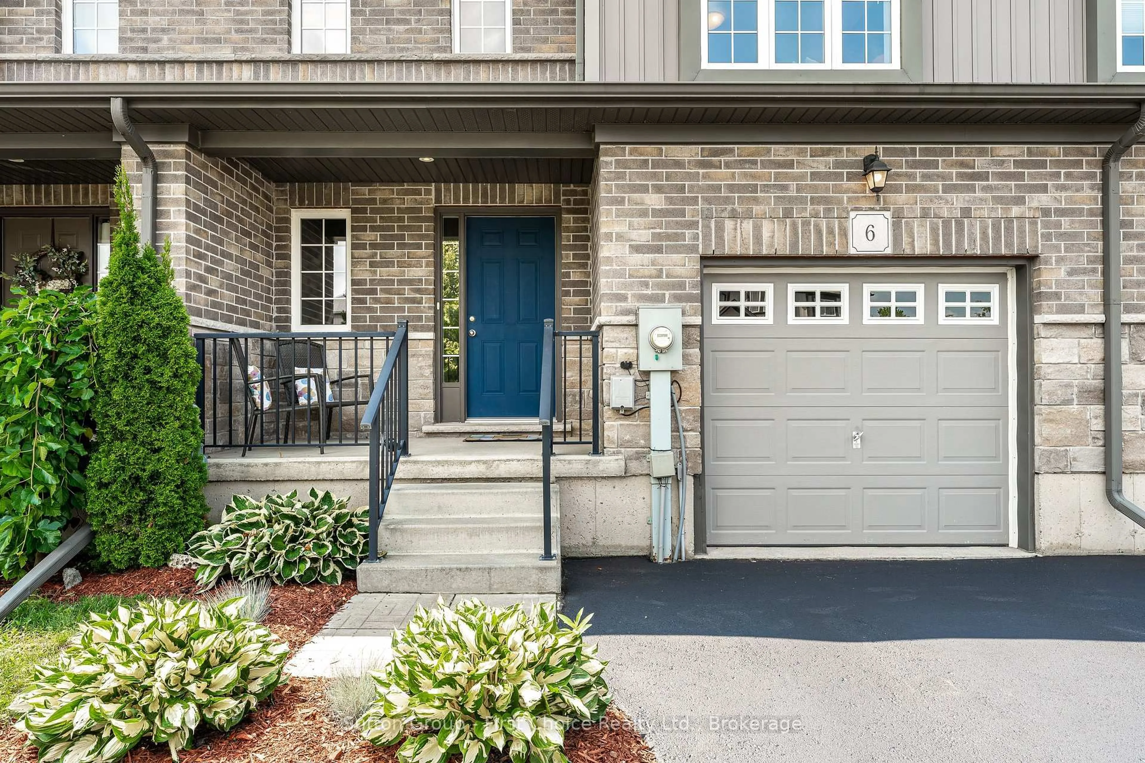 Unknown for 6 Robertson Dr, Stratford Ontario N5A 0C7