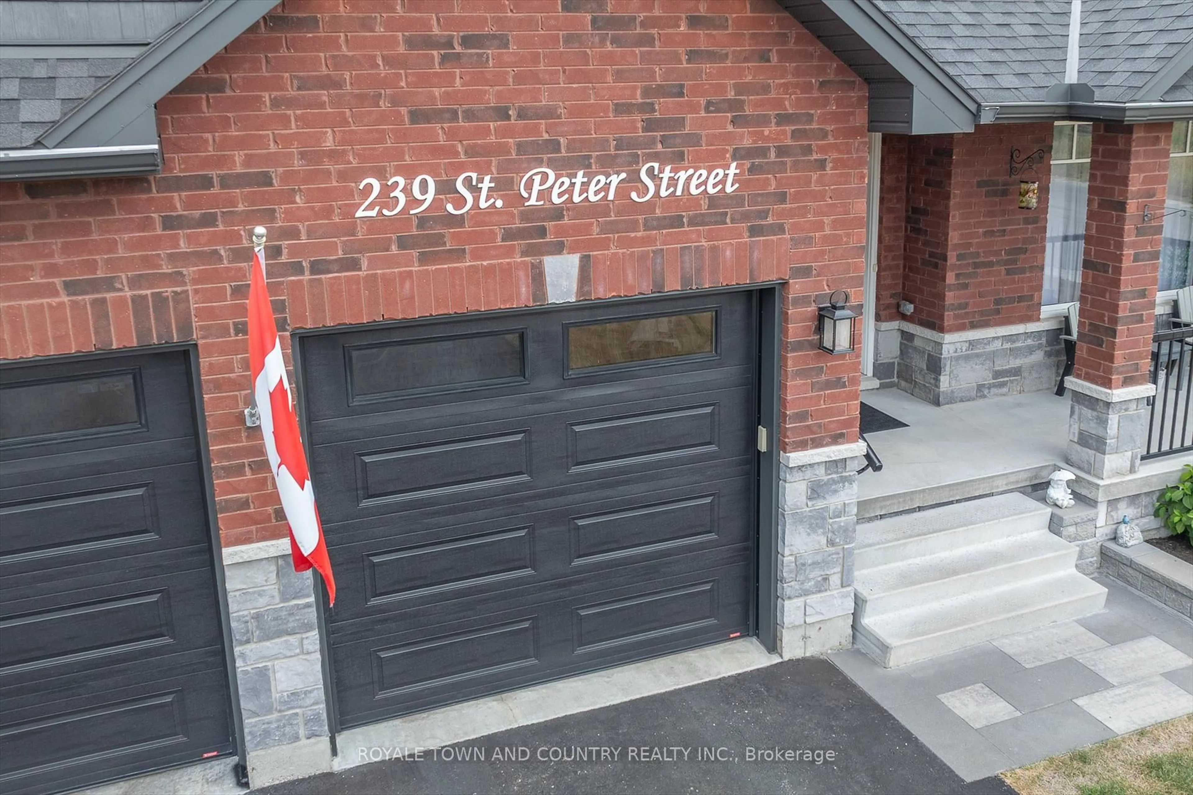 Unknown for 239 ST.PETER St, Kawartha Lakes Ontario K9V 5E3