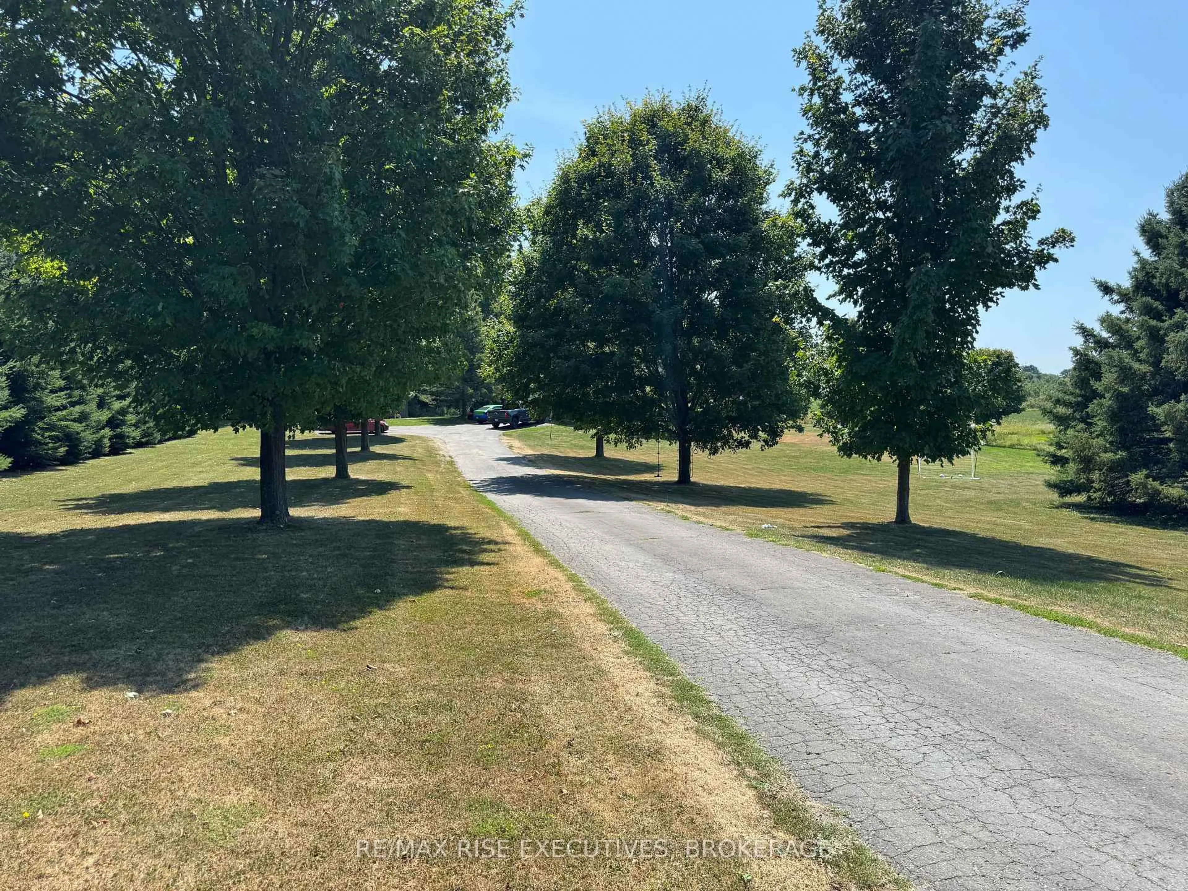 A pic from outside/outdoor area/front of a property/back of a property/a pic from drone, forest/trees view for 485 COUNTY ROAD 2, Front of Leeds & Seeleys Bay Ontario K7G 2V4