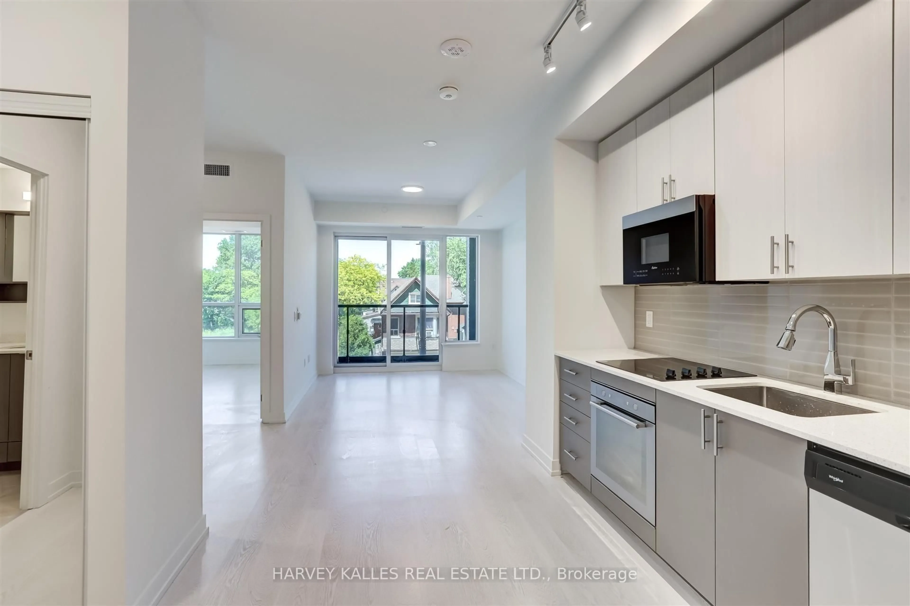 Open concept kitchen, unknown for 415 Main St #615, Hamilton Ontario L8P 0C9