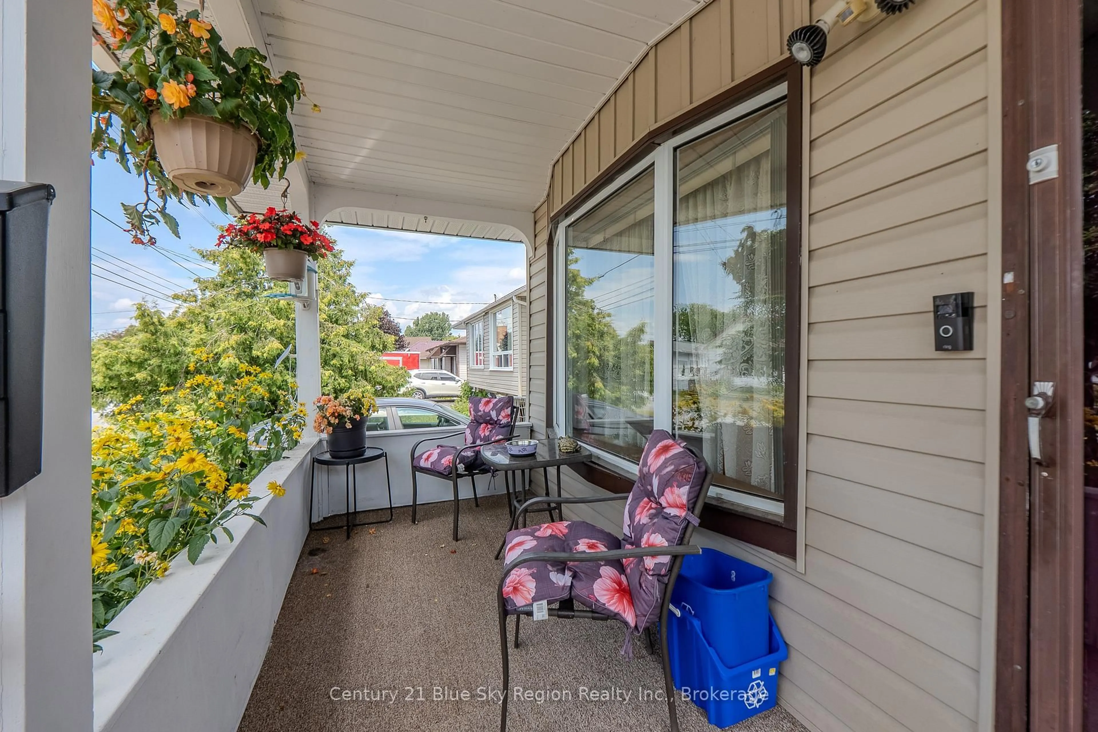 Patio, water/lake/river/ocean view for 174 Princess St, North Bay Ontario P1B 1P7