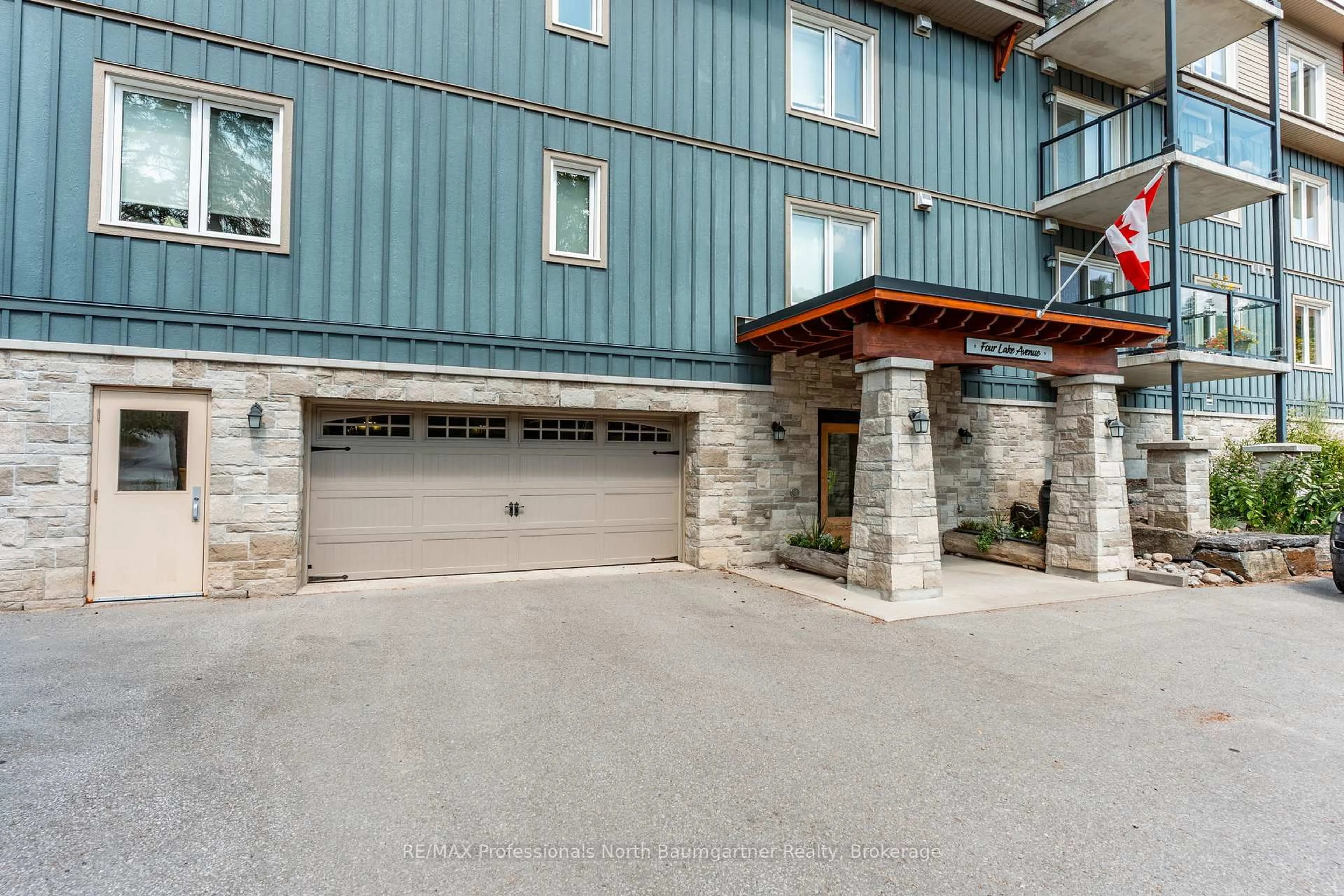 Unknown for 4 Lake Ave #208, Dysart et al Ontario K0M 1S0
