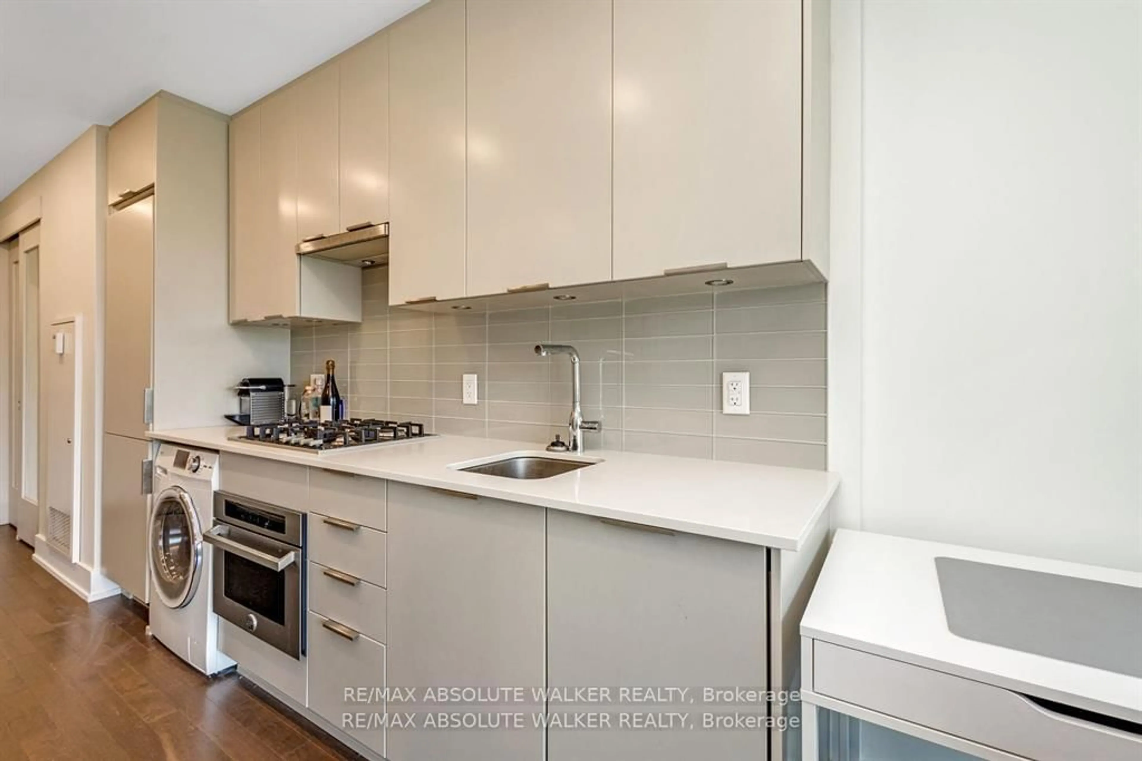 Standard kitchen, unknown for 11 Des Oblats Ave #202, Ottawa Ontario K1S 5V9
