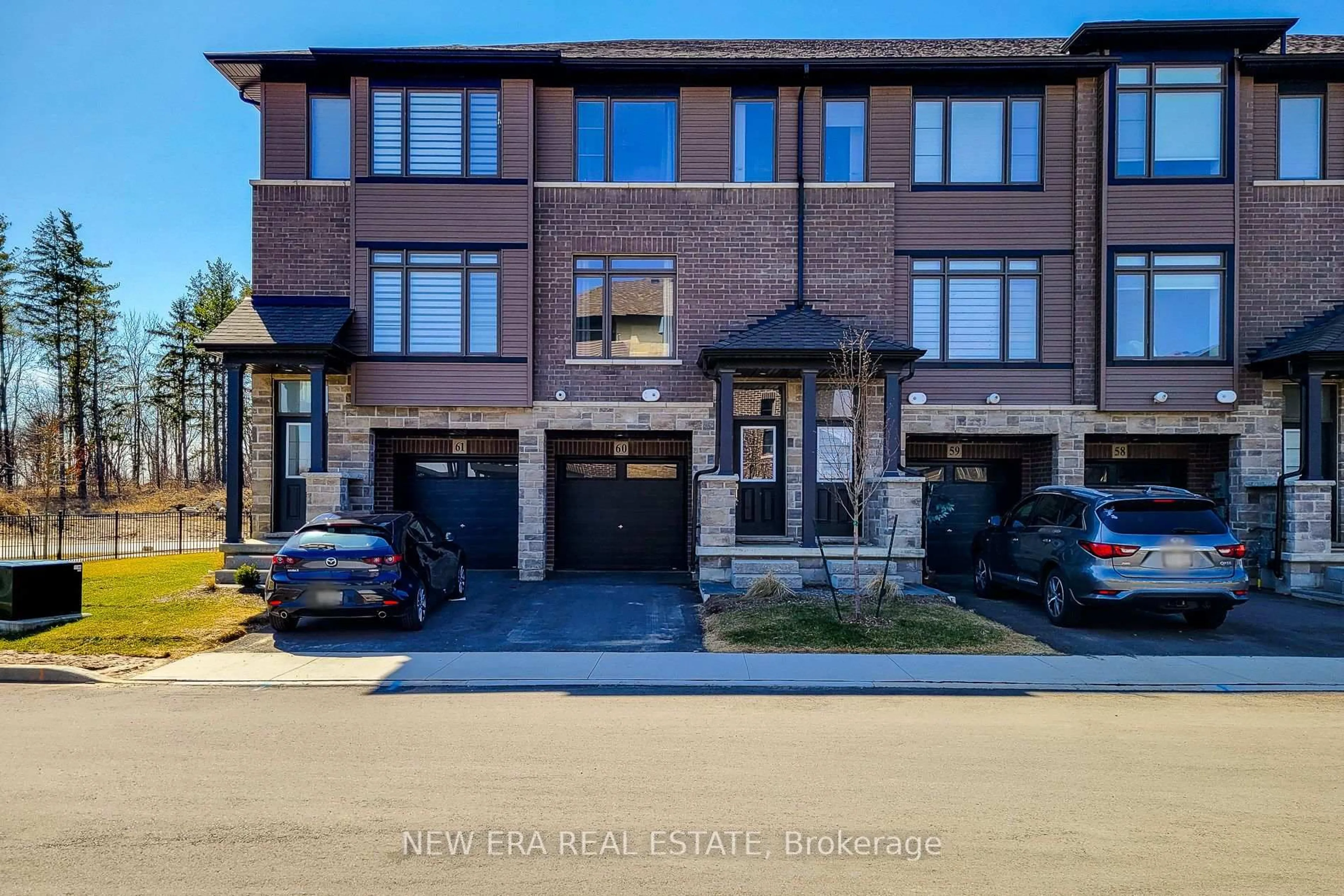 Home with brick exterior material, street for 120 Court Dr #60, Brant Ontario N3L 0N2