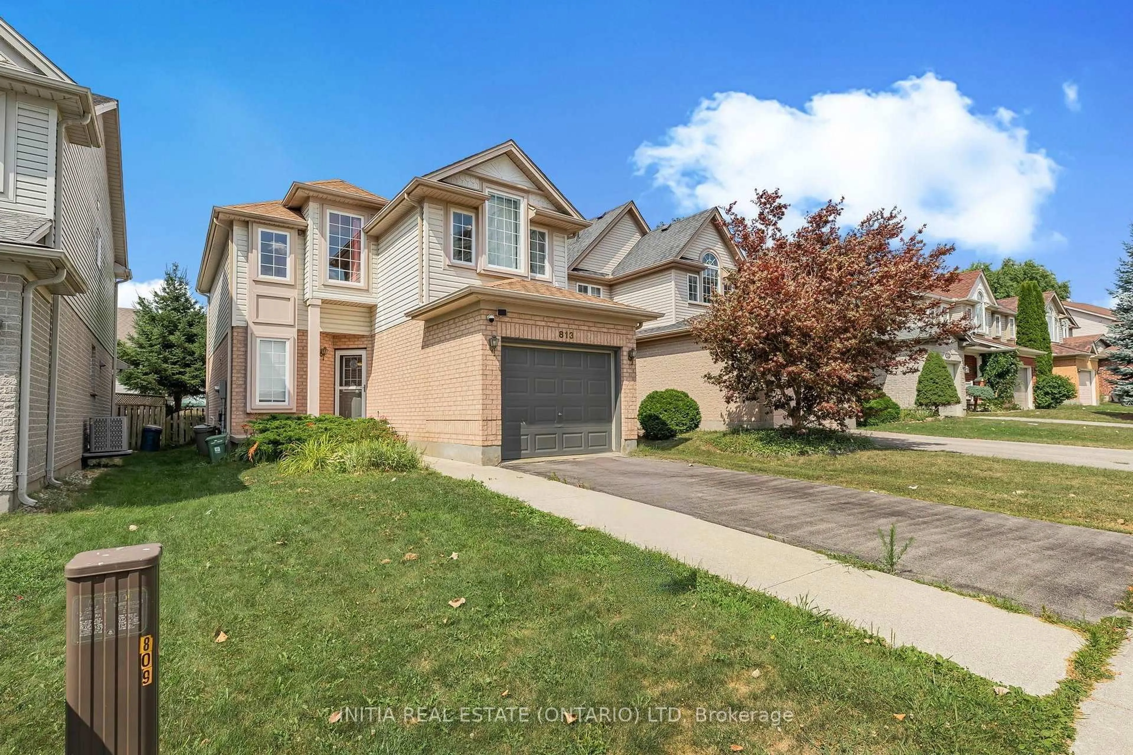 Unknown for 813 Capulet Lane, London North Ontario N6H 5V2