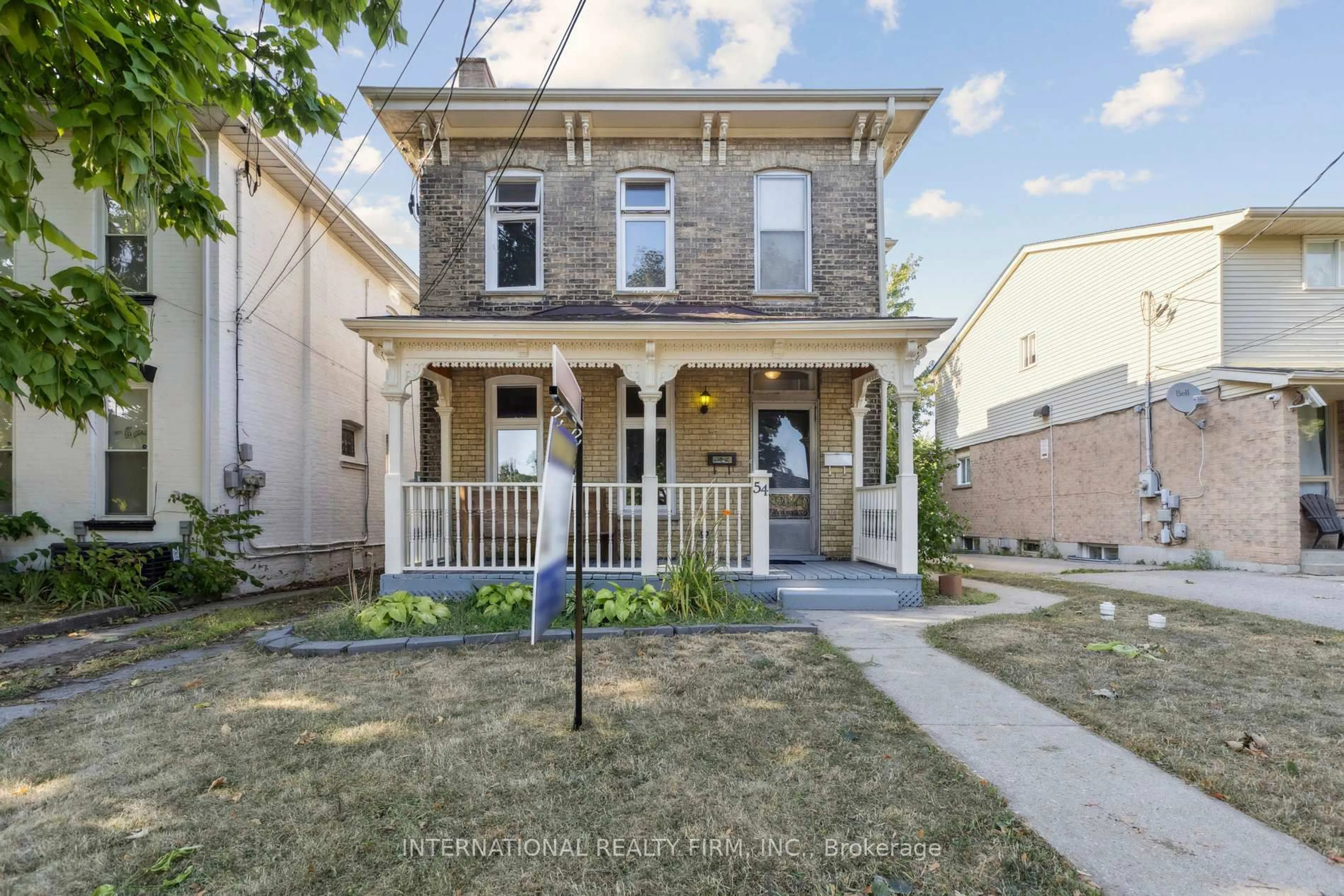 Home with brick exterior material, street for 54 MARLBOROUGH St, Brantford Ontario N3T 2S2