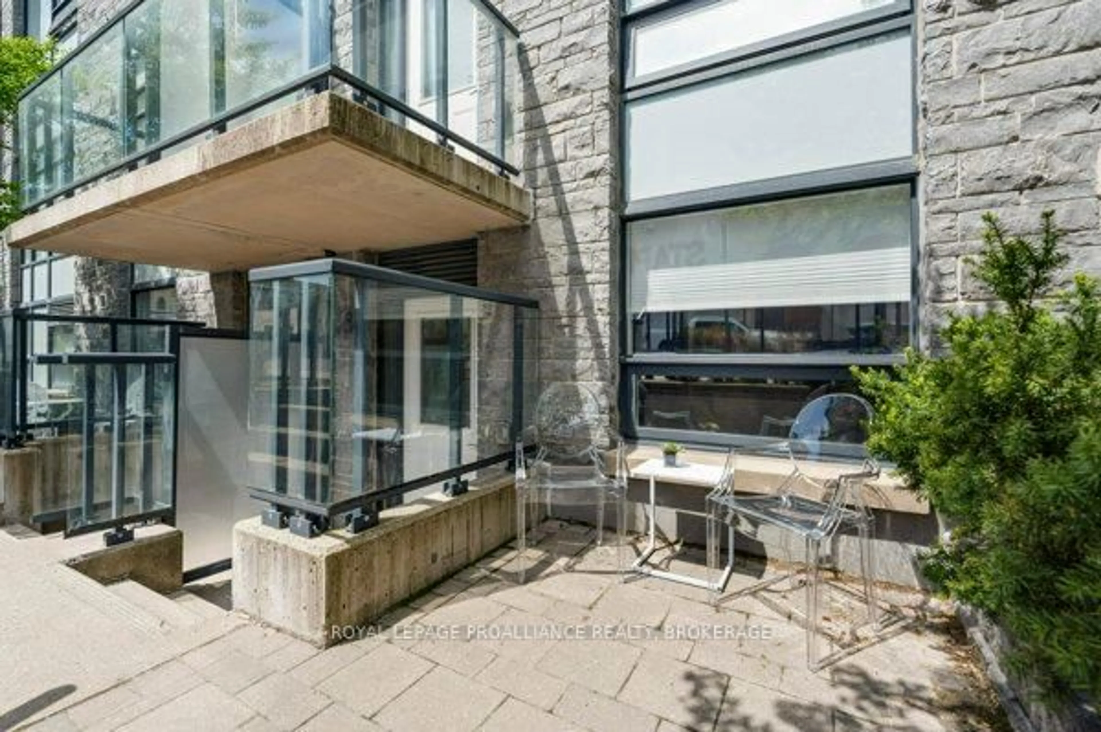 Patio, street for 121 Queen St #A4, Kingston Ontario K7K 0G6