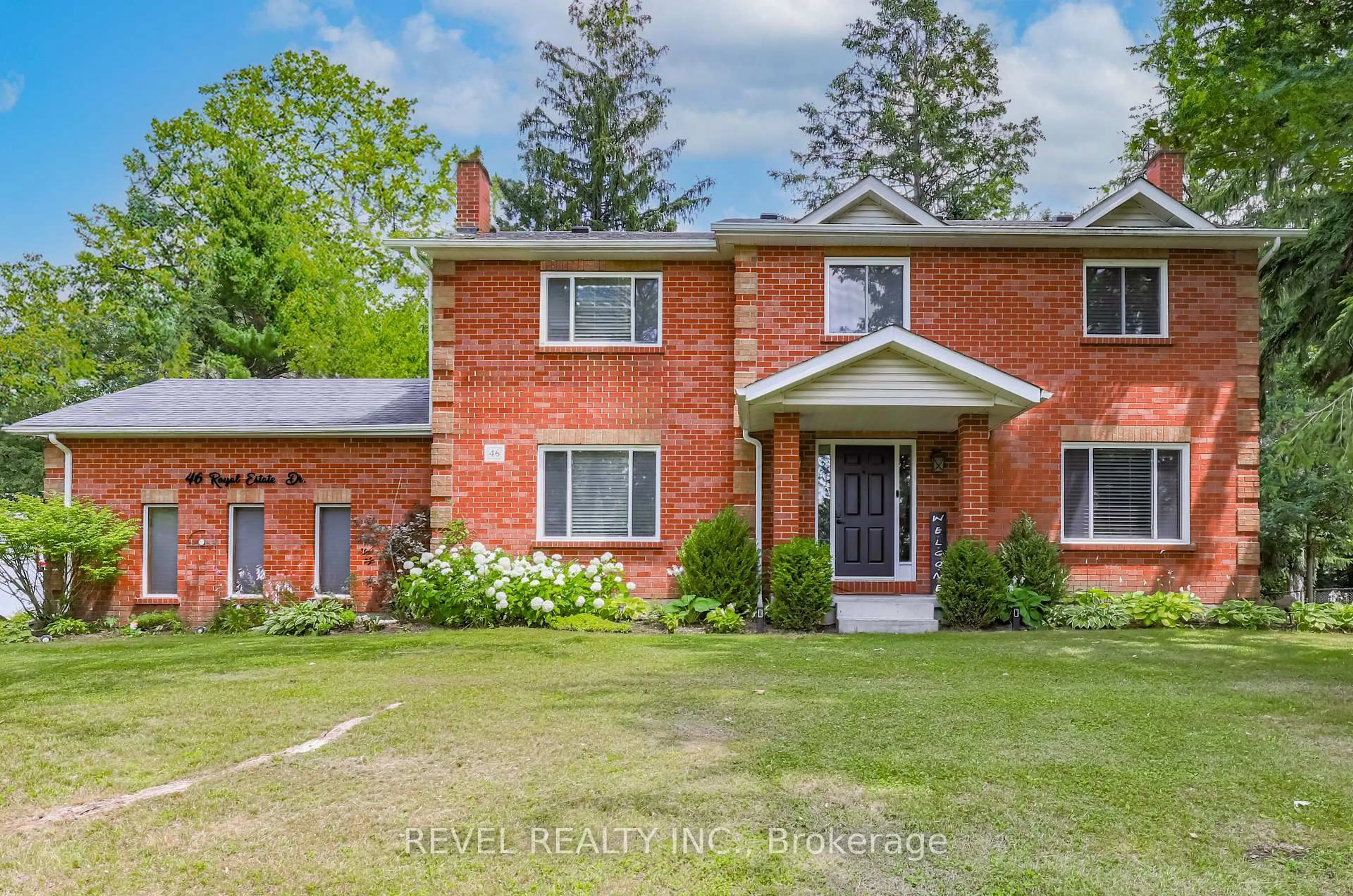Home with brick exterior material, street for 46 Royal Estate Dr, Kawartha Lakes Ontario L0A 1K0