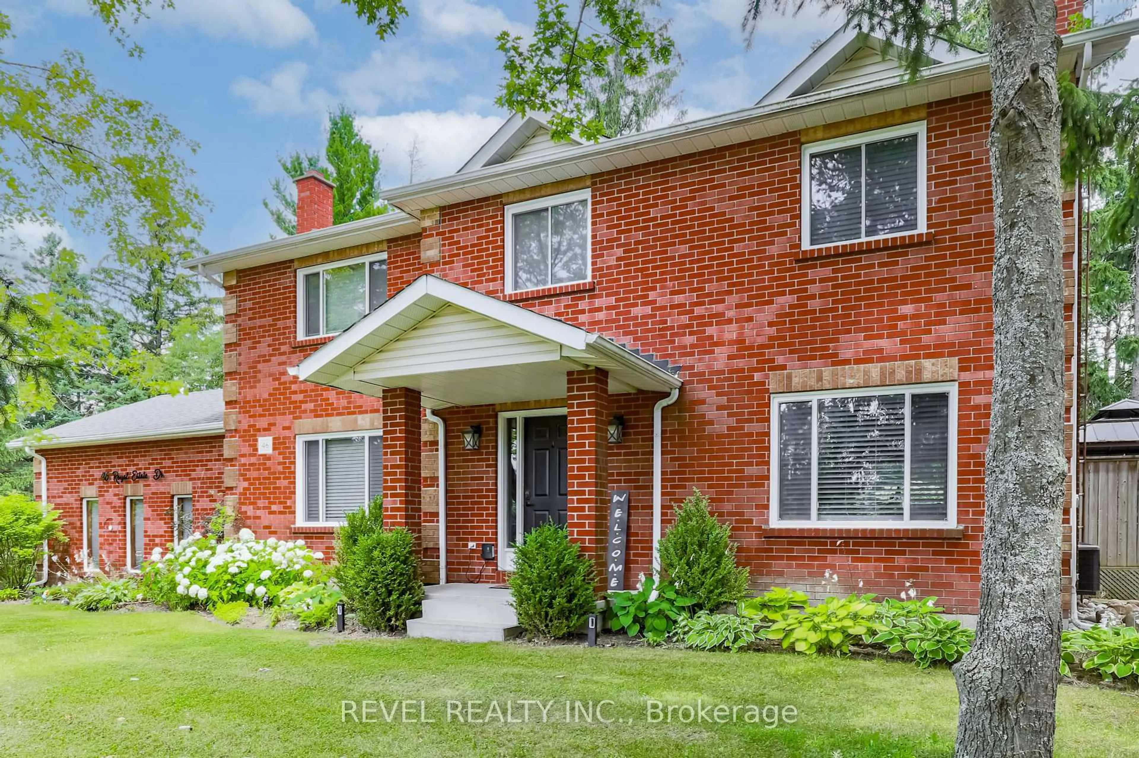 Home with brick exterior material, street for 46 Royal Estate Dr, Kawartha Lakes Ontario L0A 1K0
