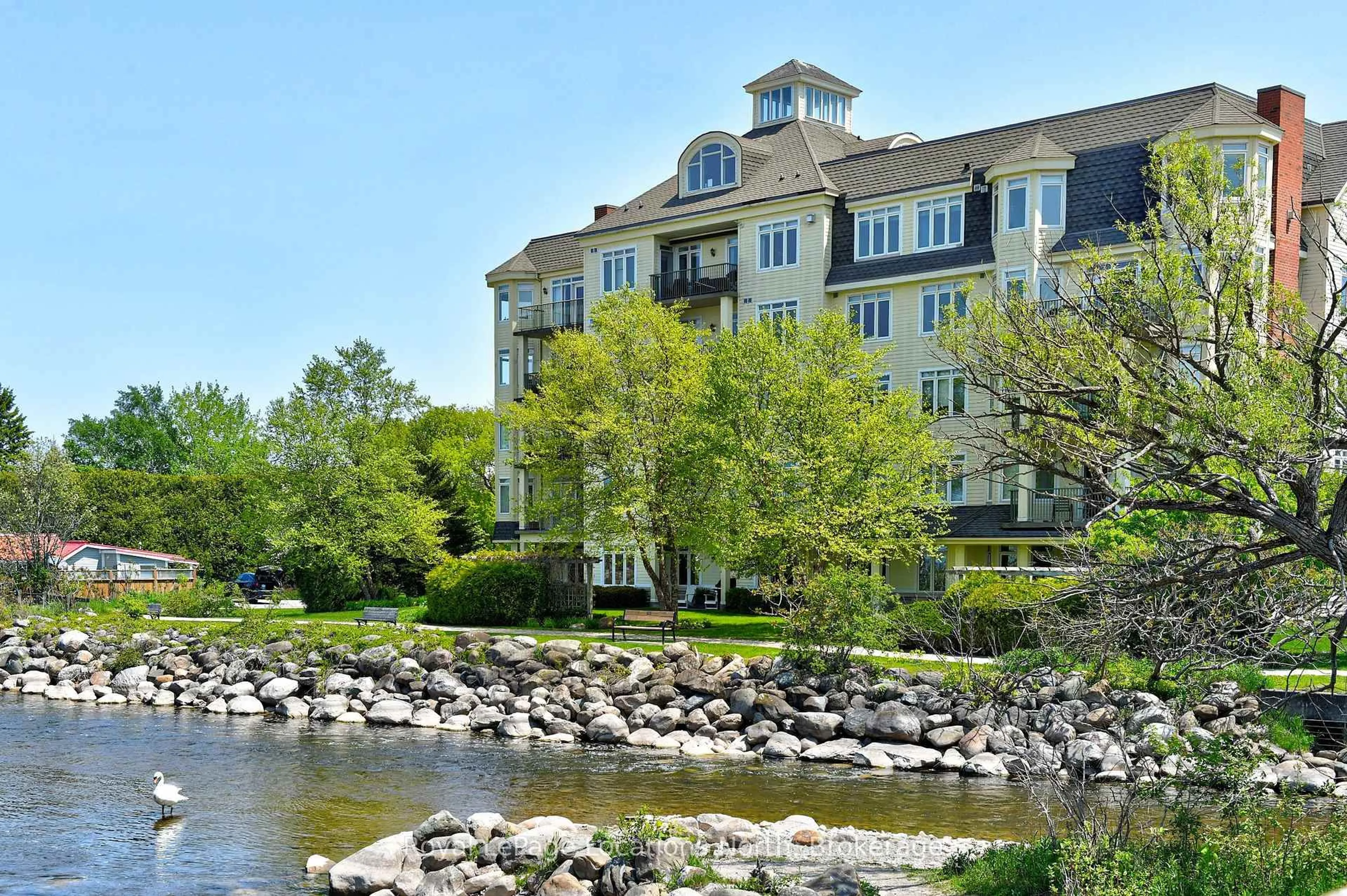 Patio, water/lake/river/ocean view for 10 Bay St #104, Blue Mountains Ontario N0H 2P0