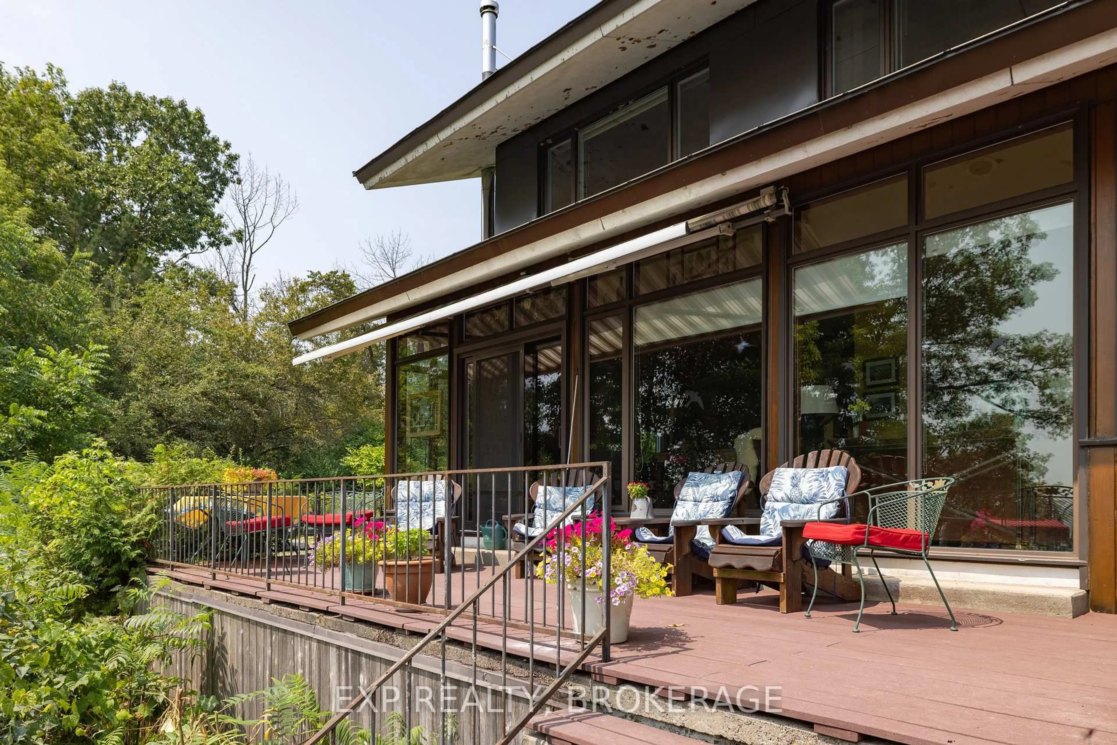Patio, unknown for 959 McKnight Rd, Kingston Ontario K7L 4V1